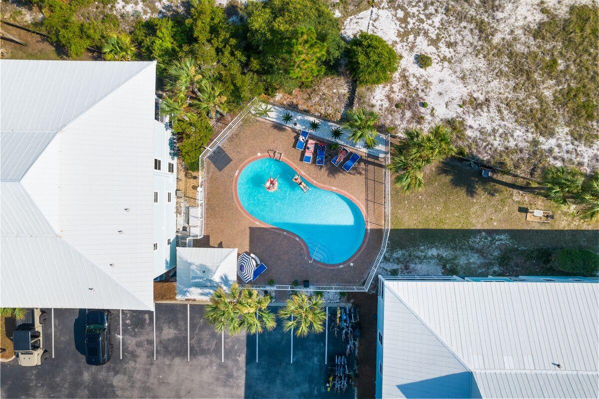 BEACHSIDE VILLAS CONDO - Residential