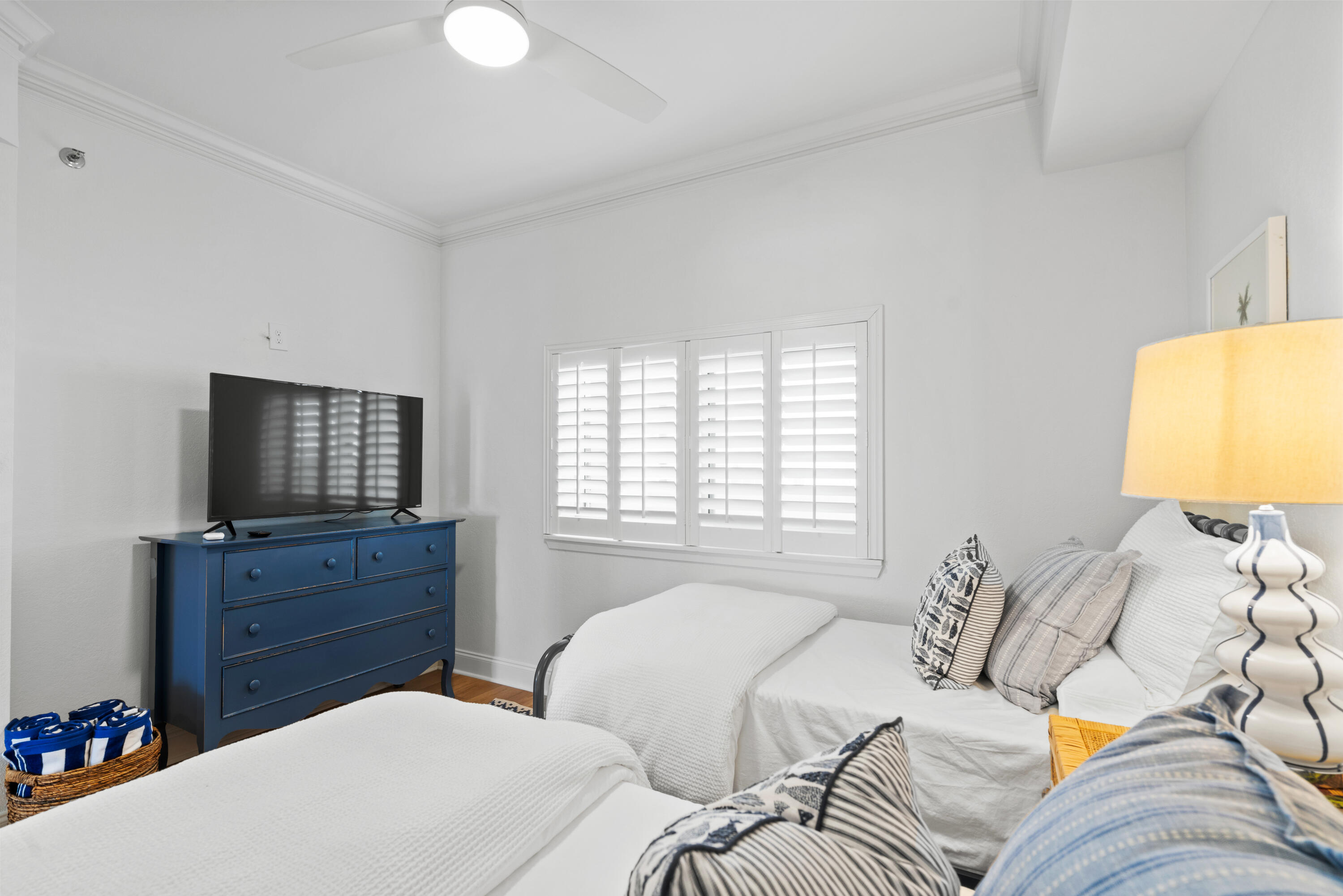 TOPS'L BEACH MANOR - Residential