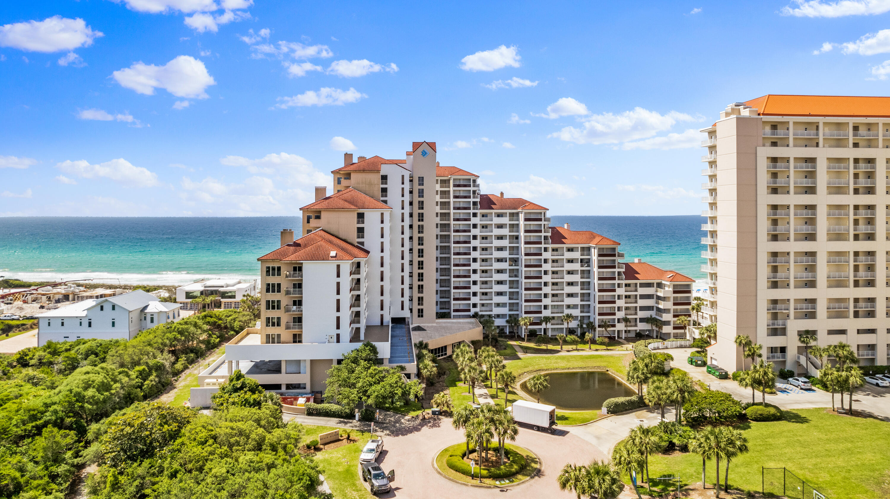 TOPS'L BEACH MANOR - Residential