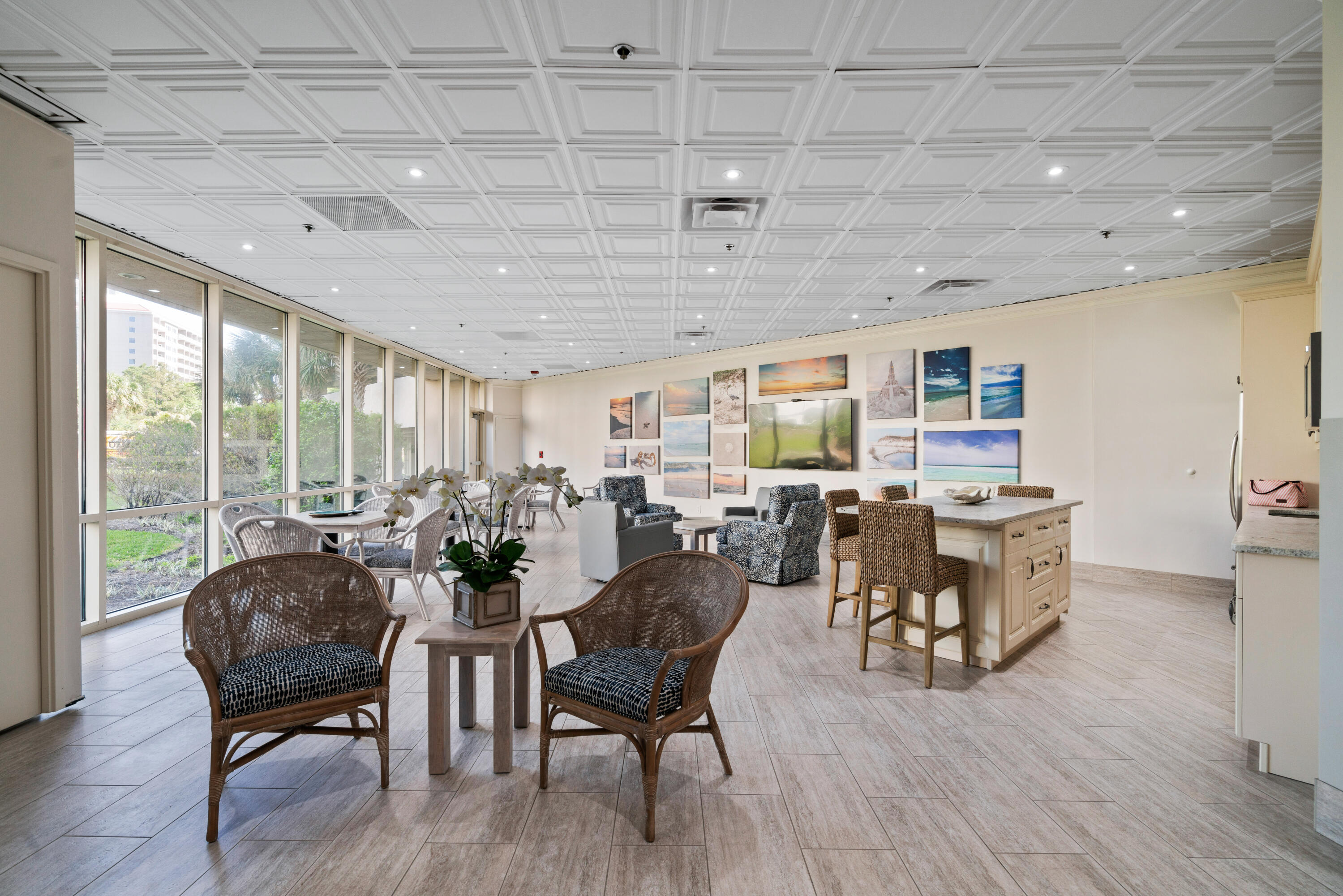 TOPS'L BEACH MANOR - Residential