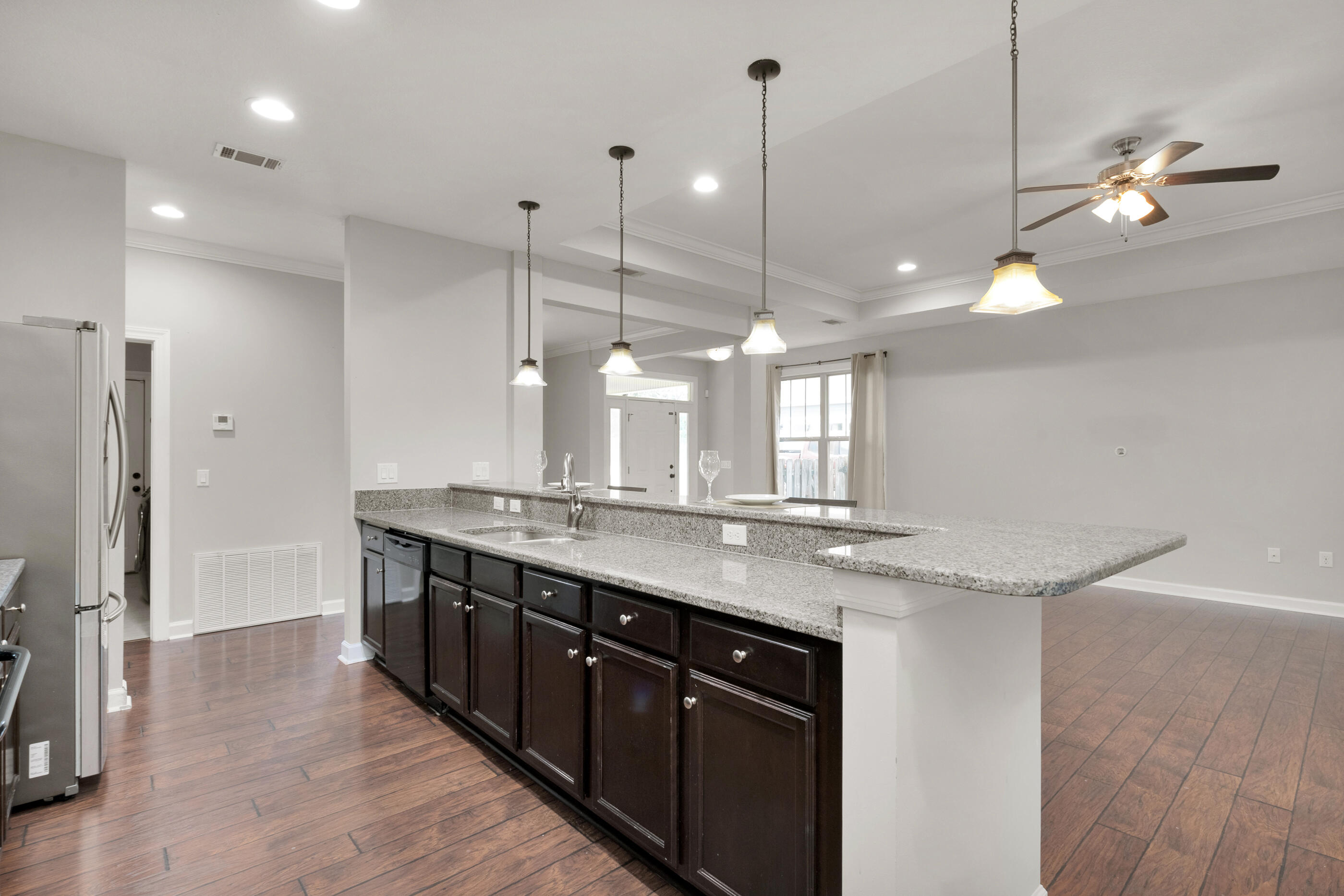 HIDDEN VALLEY - Residential