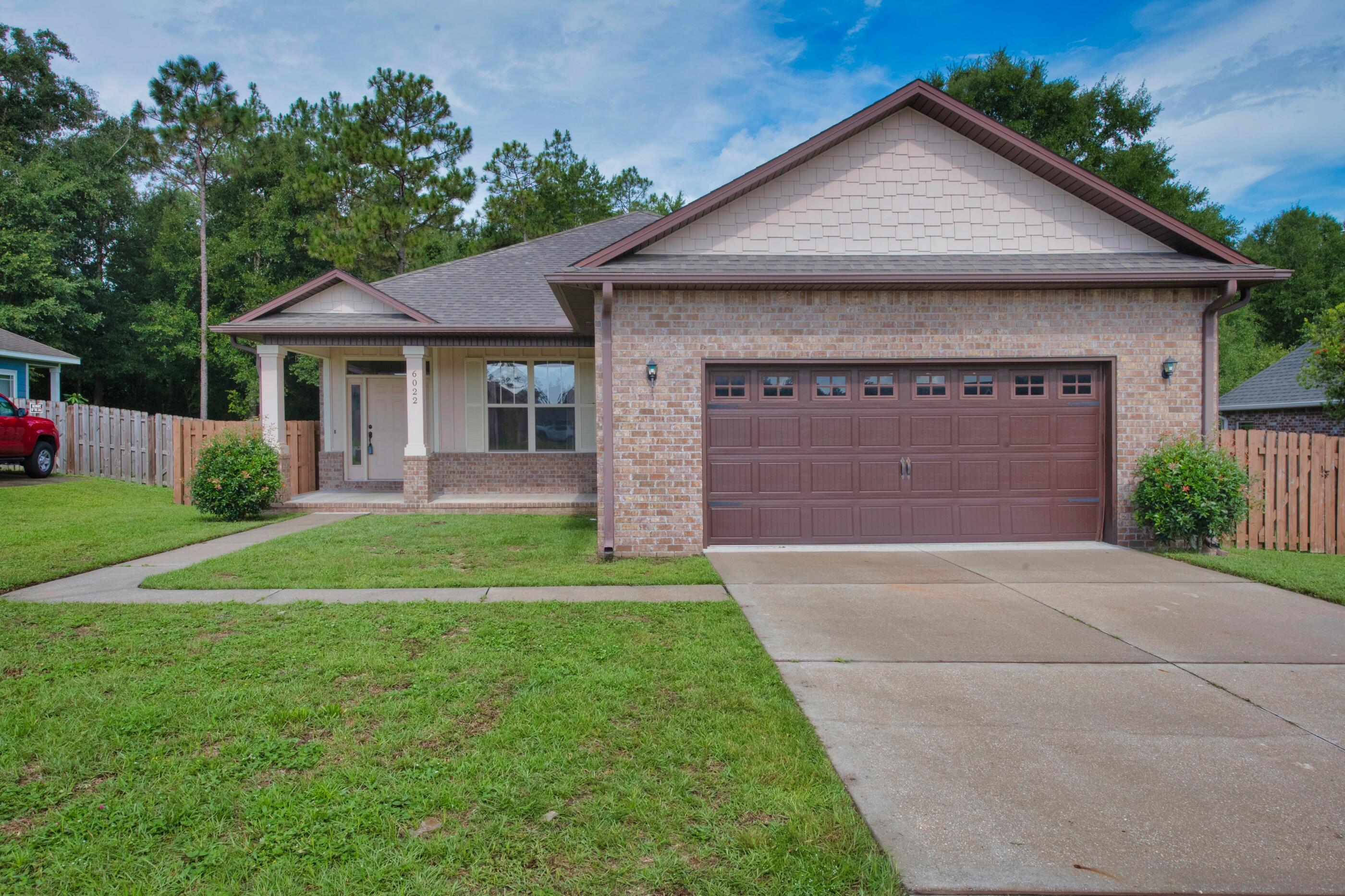 HIDDEN VALLEY - Residential