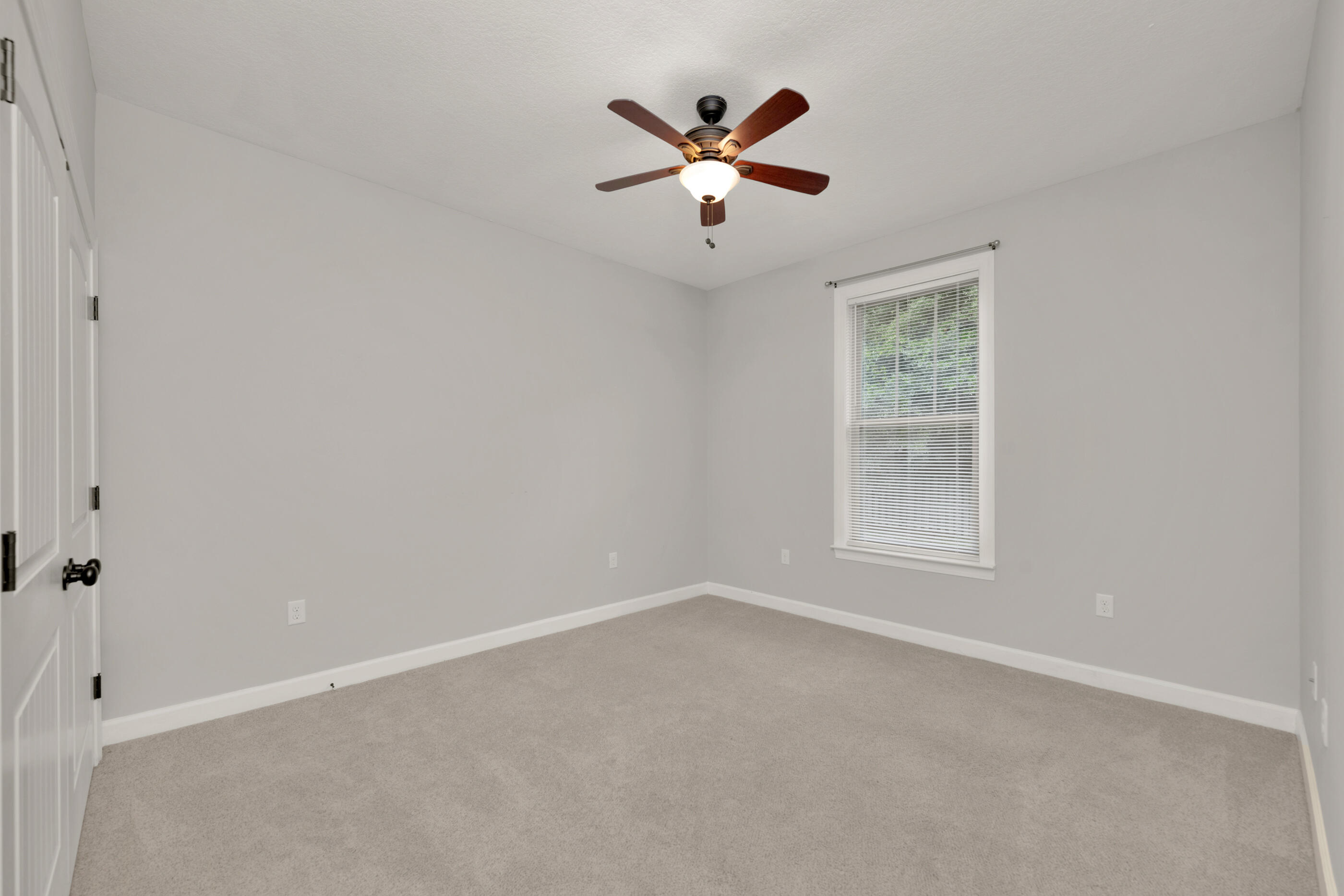 HIDDEN VALLEY - Residential