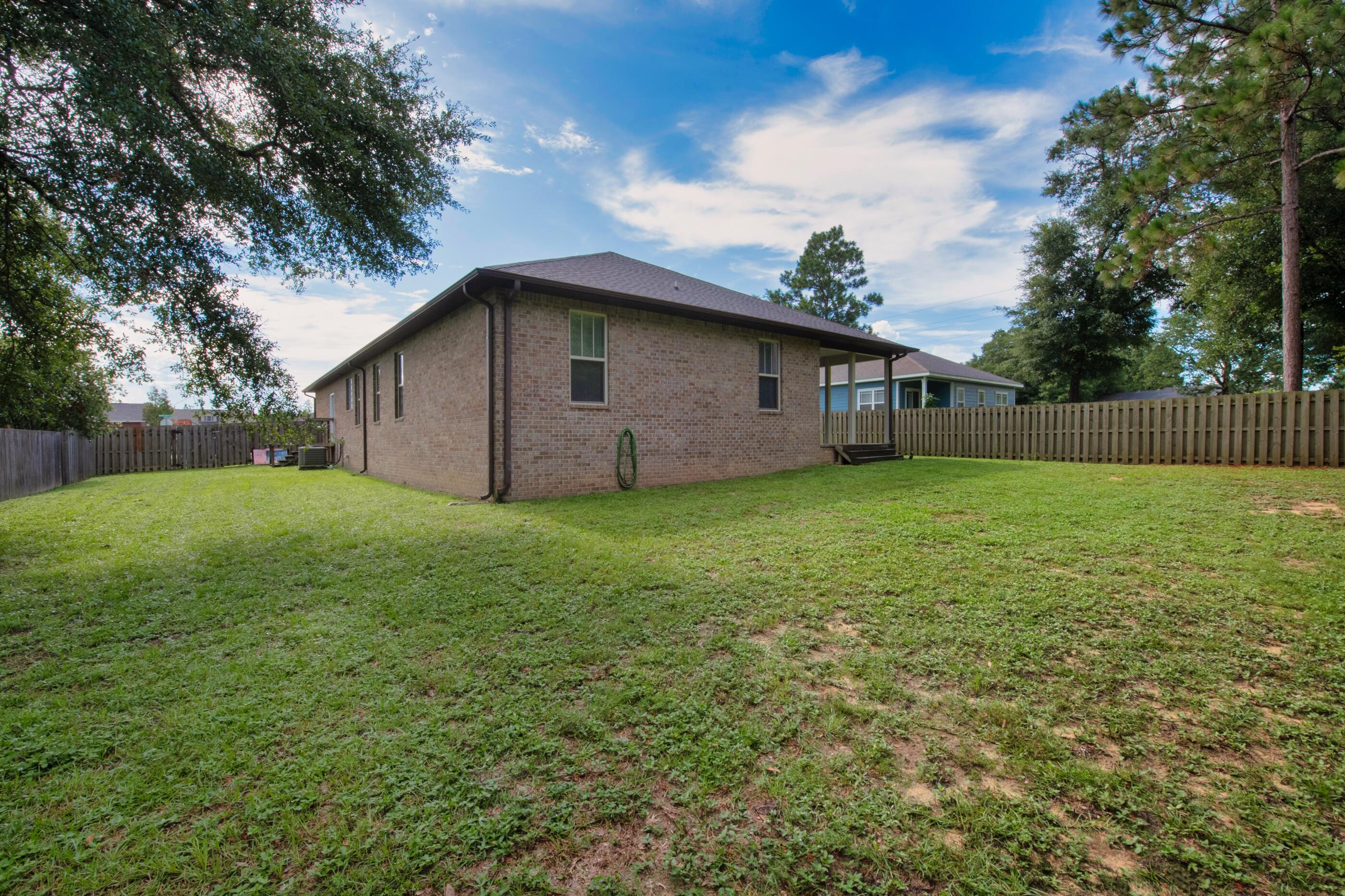 HIDDEN VALLEY - Residential