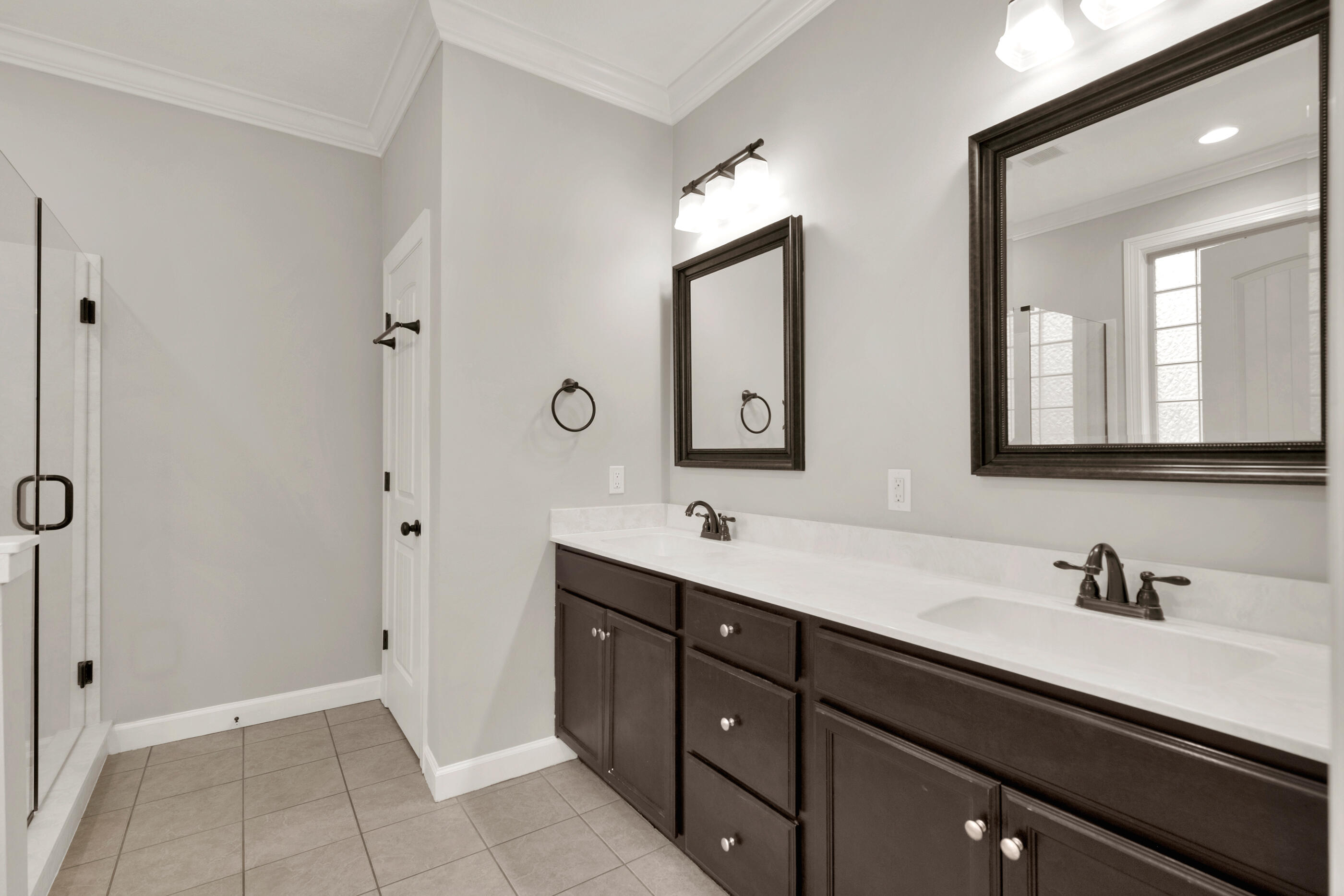 HIDDEN VALLEY - Residential