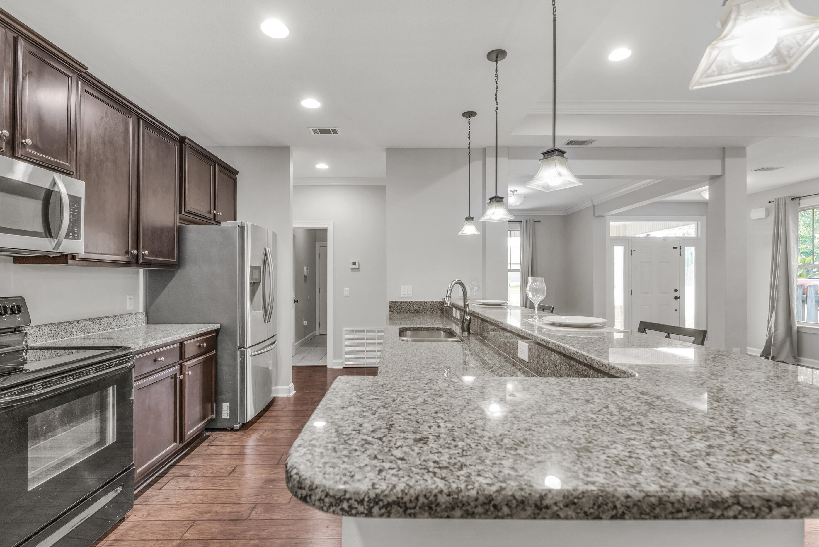 HIDDEN VALLEY - Residential