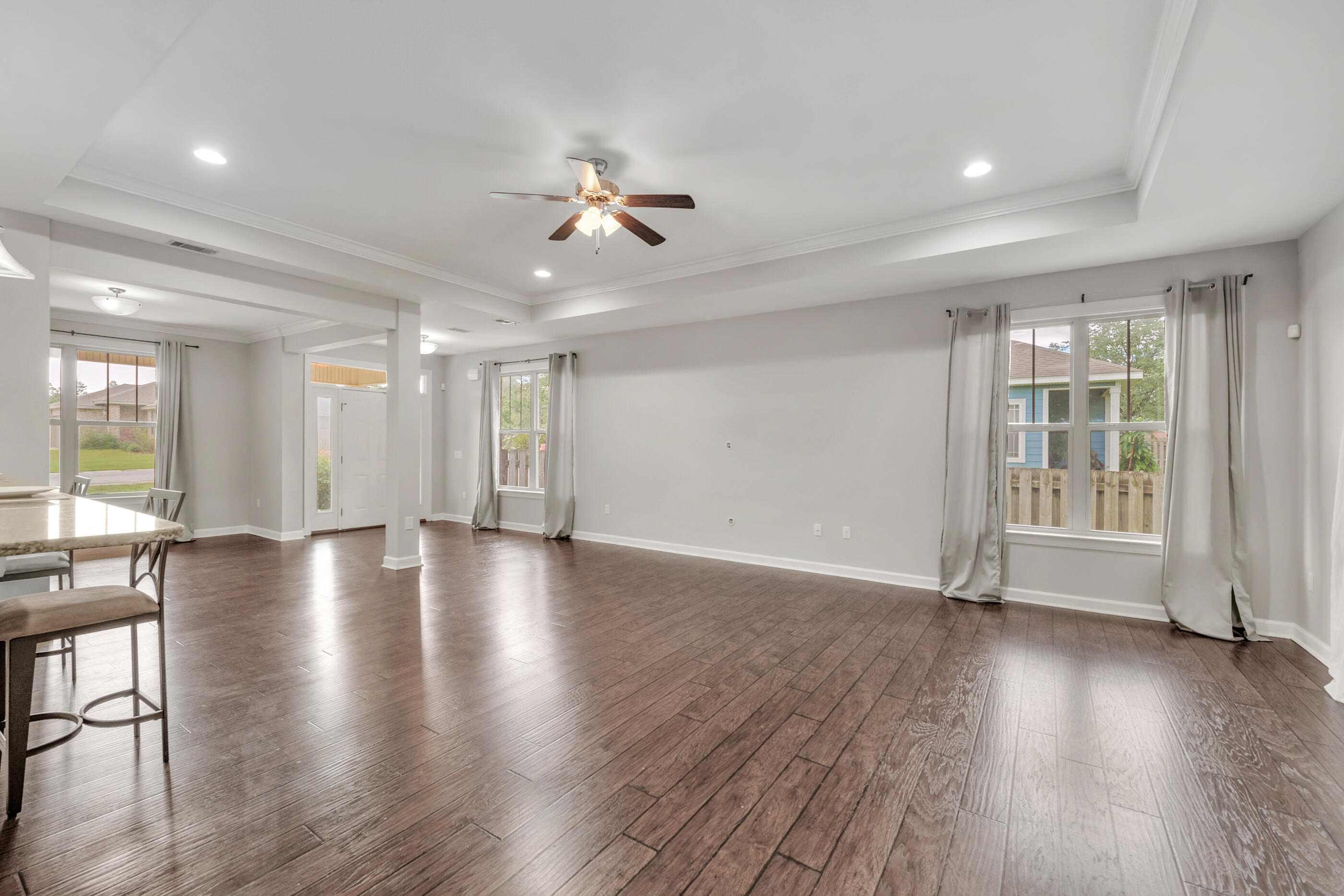 HIDDEN VALLEY - Residential