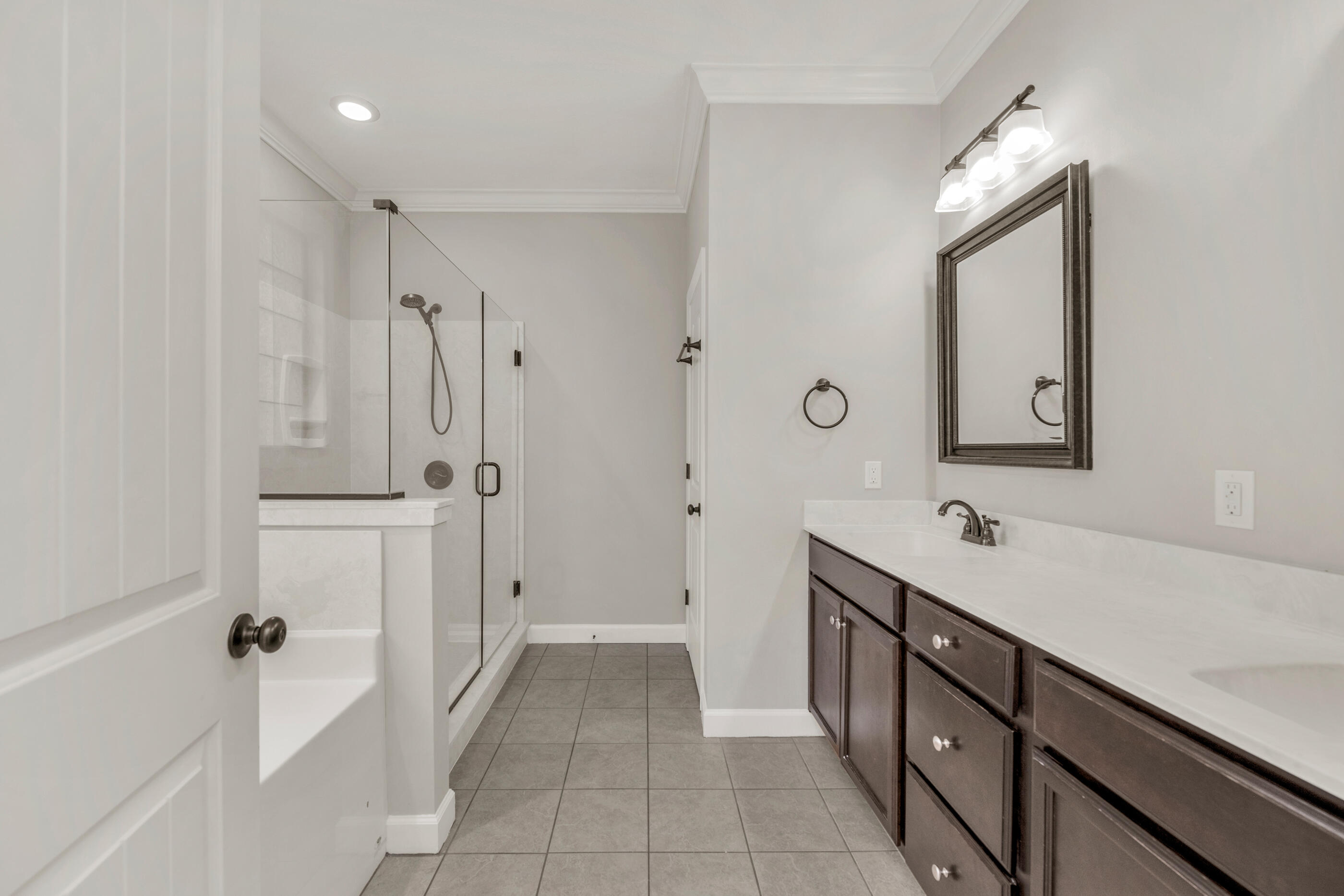 HIDDEN VALLEY - Residential