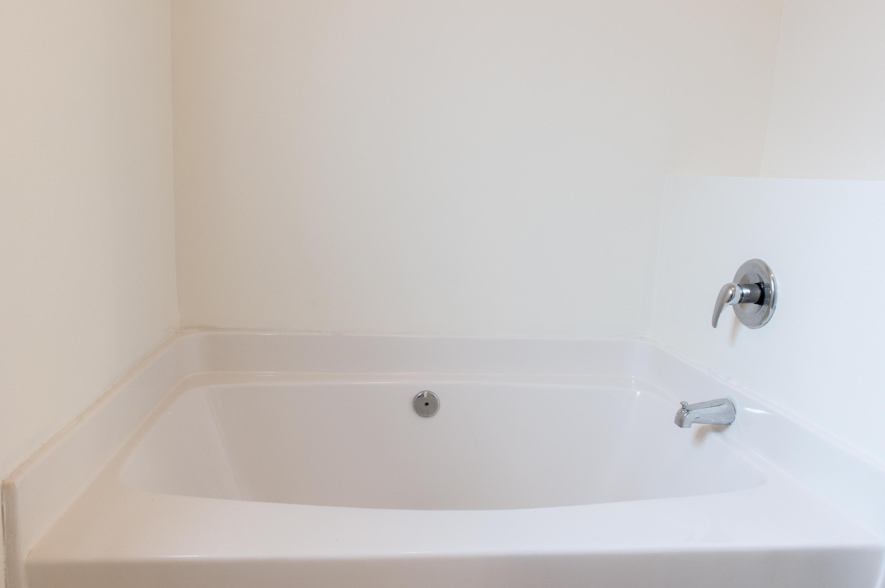 BRANDON OAKS 2ND ADD - Residential