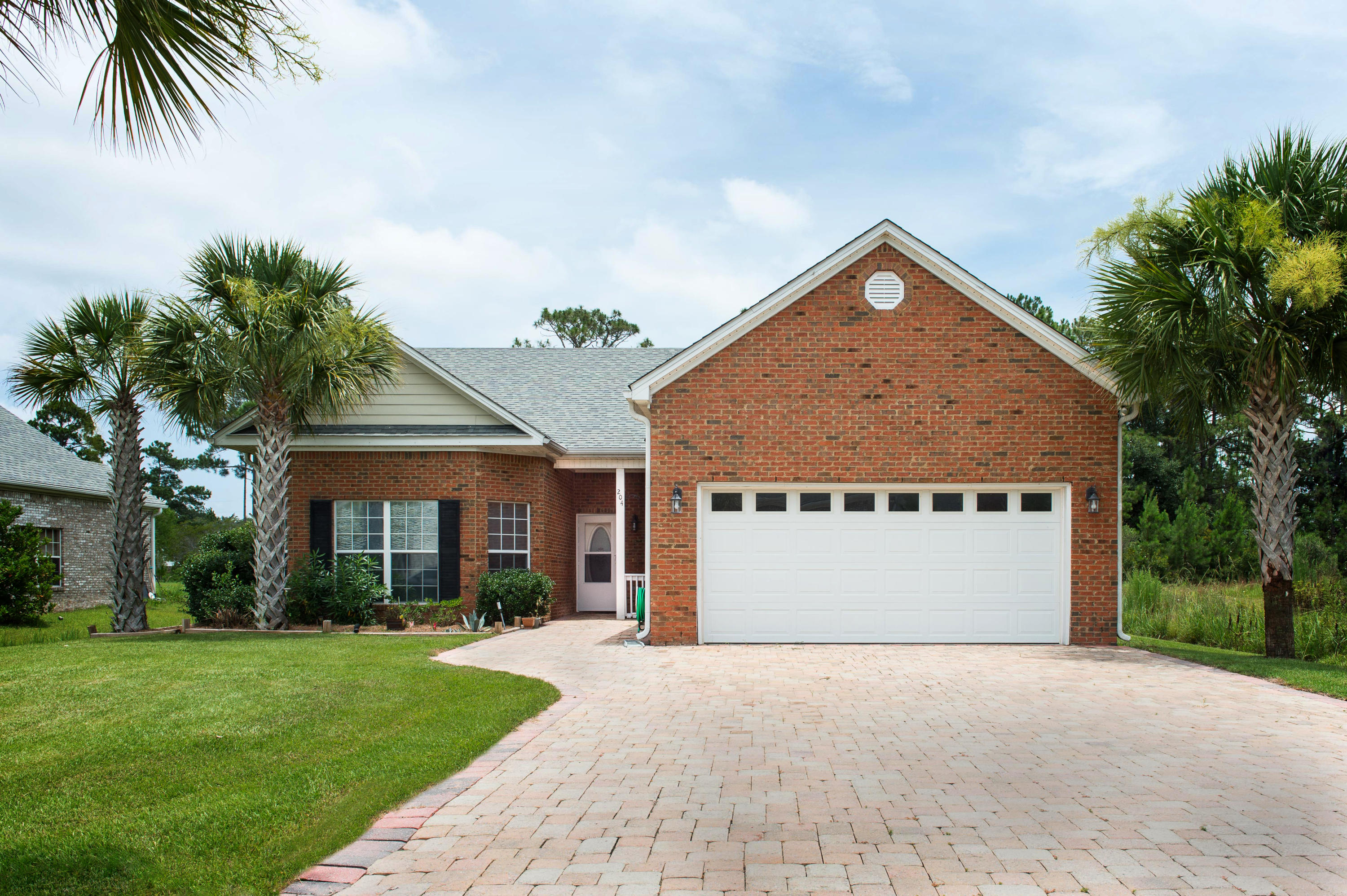 BRANDON OAKS 2ND ADD - Residential