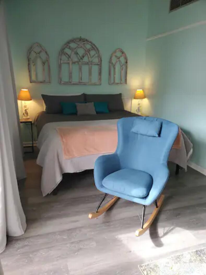 EL MATADOR CONDO - Residential