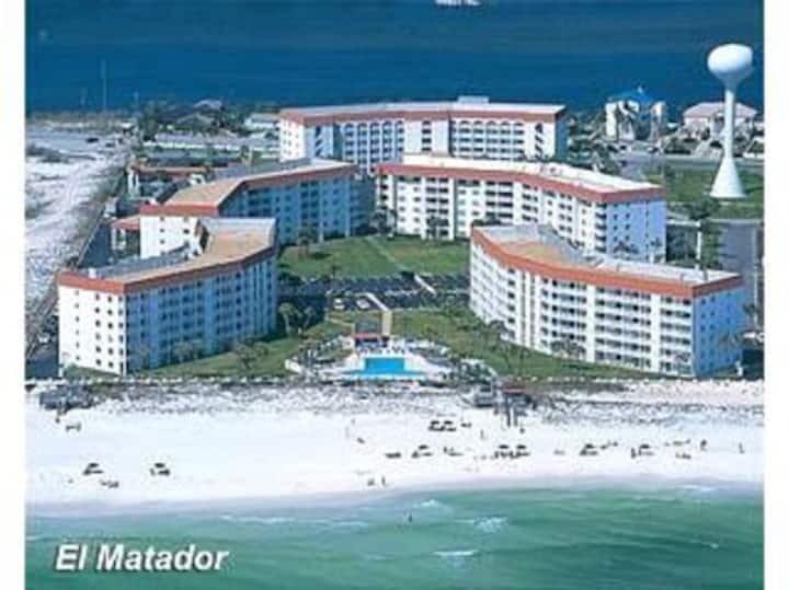 EL MATADOR CONDO - Residential