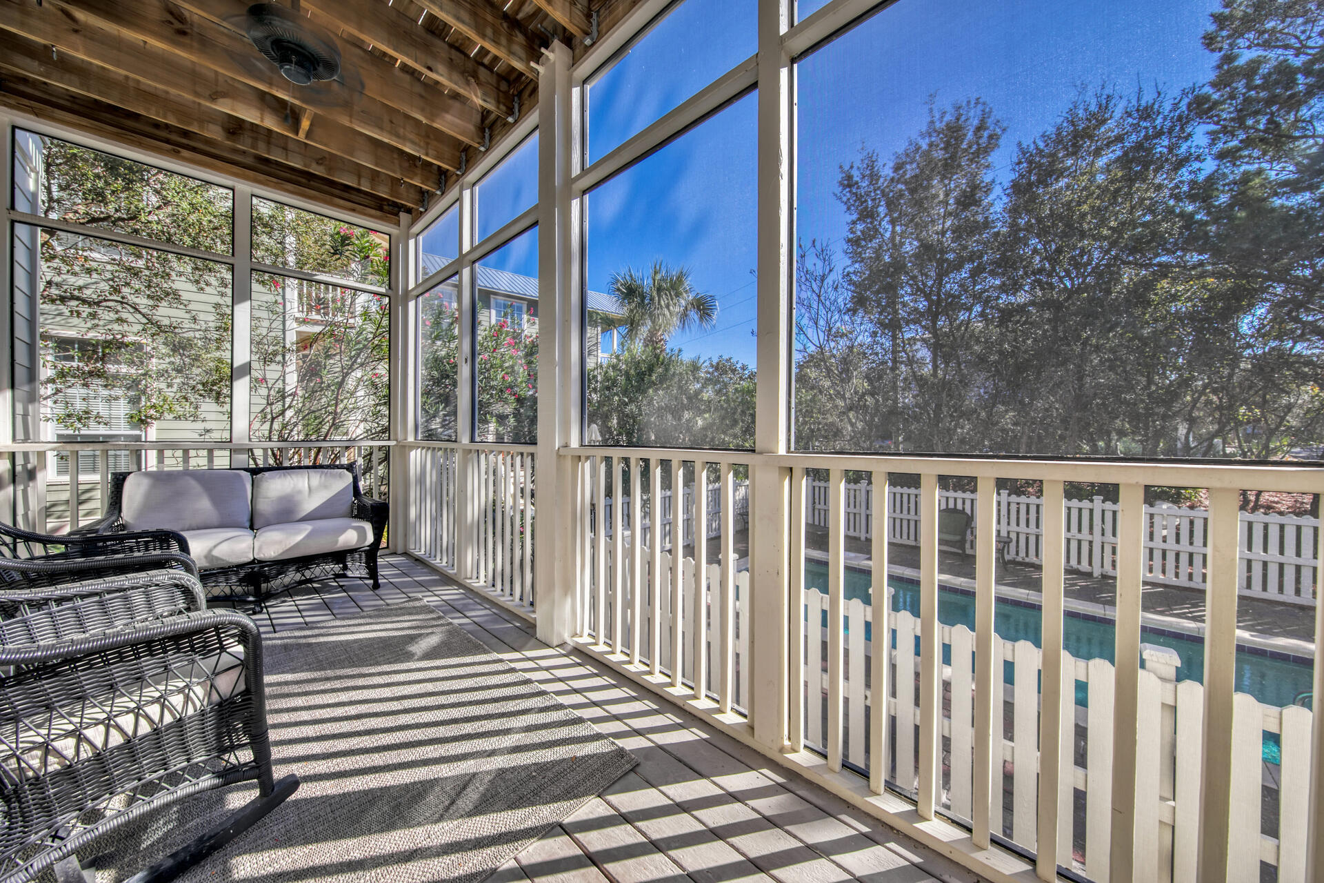 EASTERN LAKE S/D - Residential