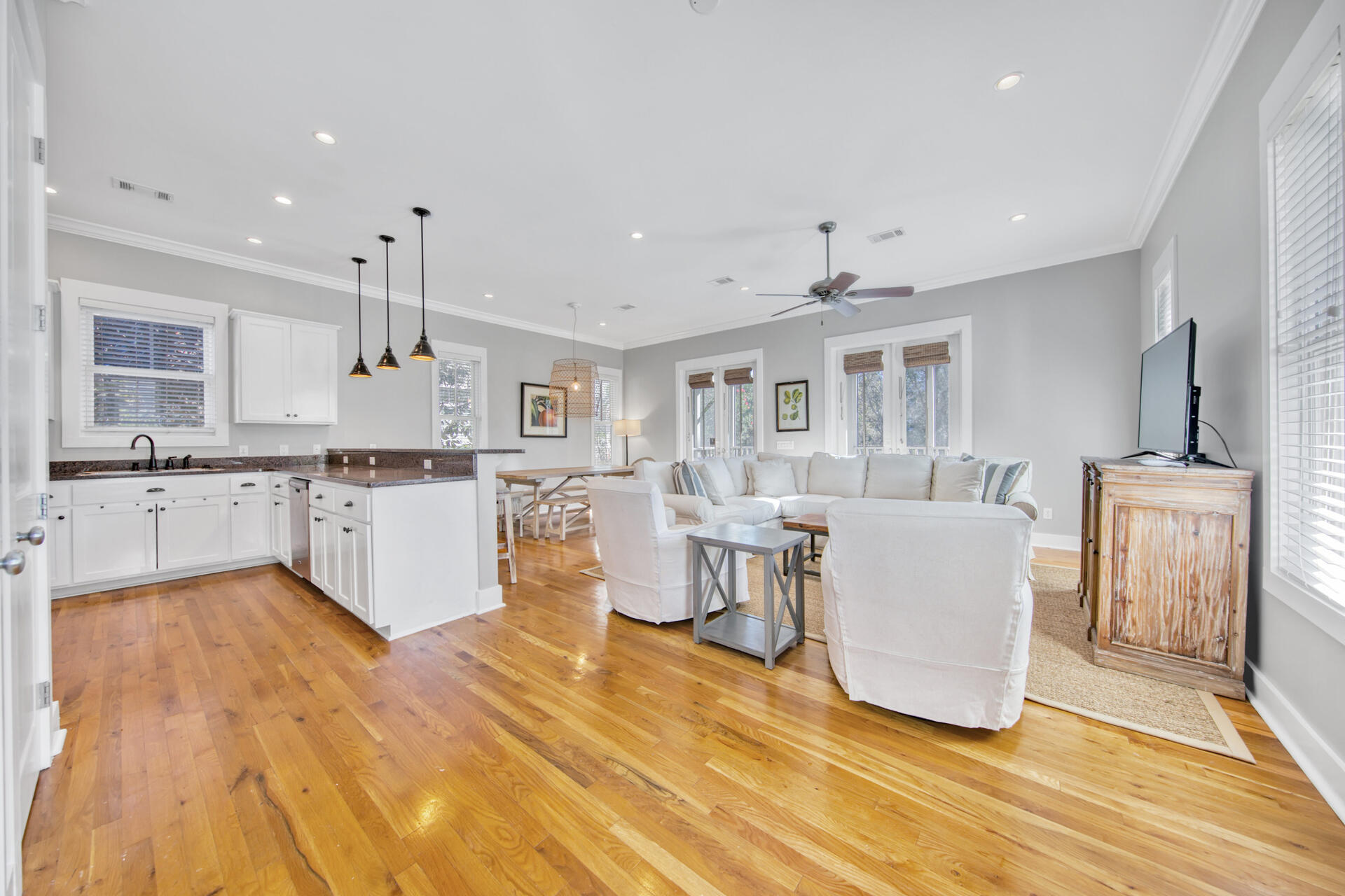 EASTERN LAKE S/D - Residential