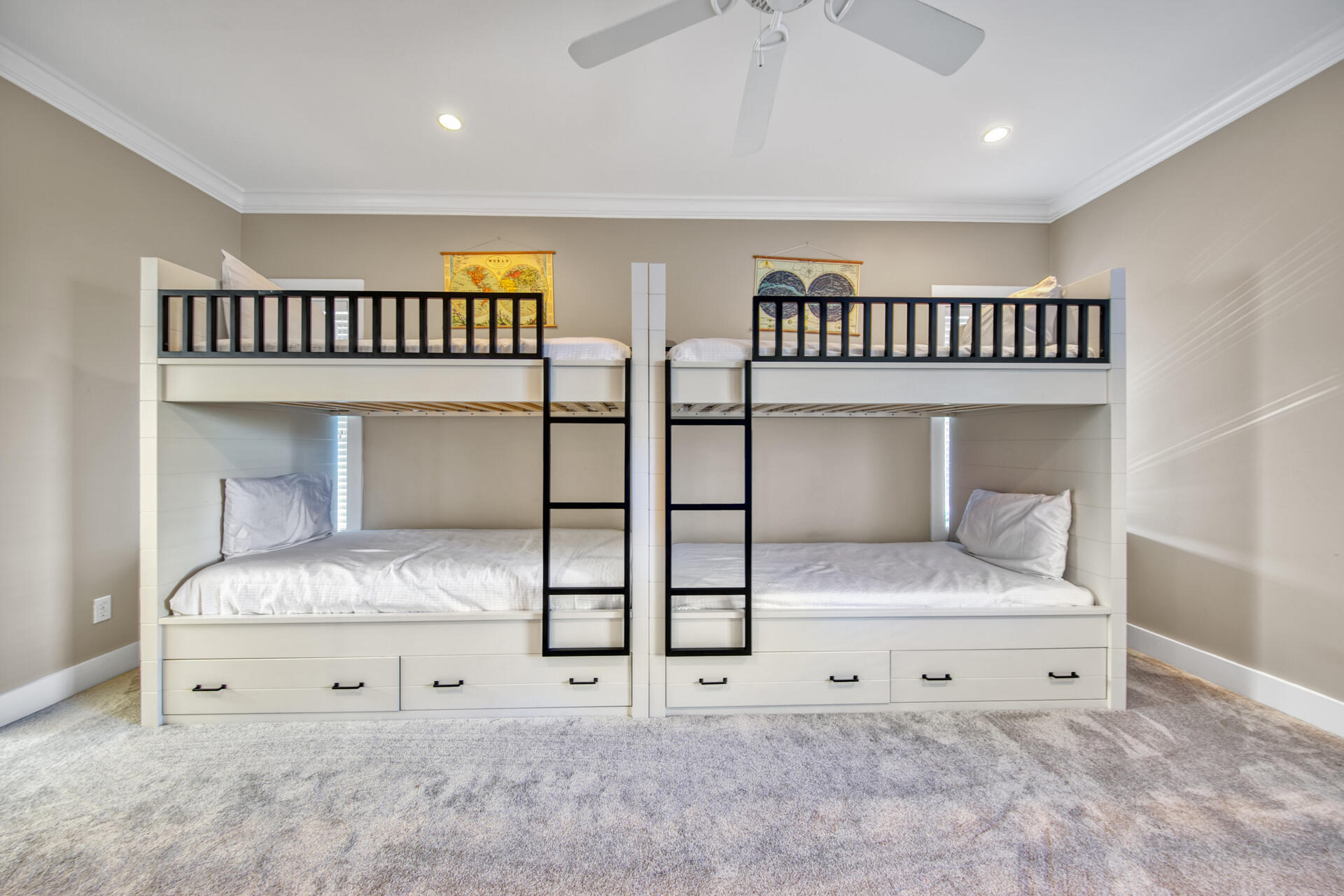 EASTERN LAKE S/D - Residential