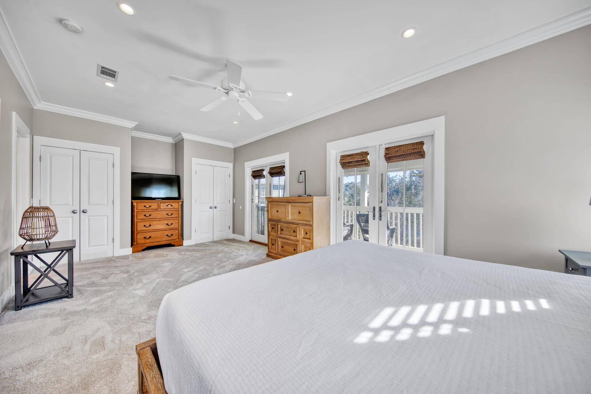 EASTERN LAKE S/D - Residential