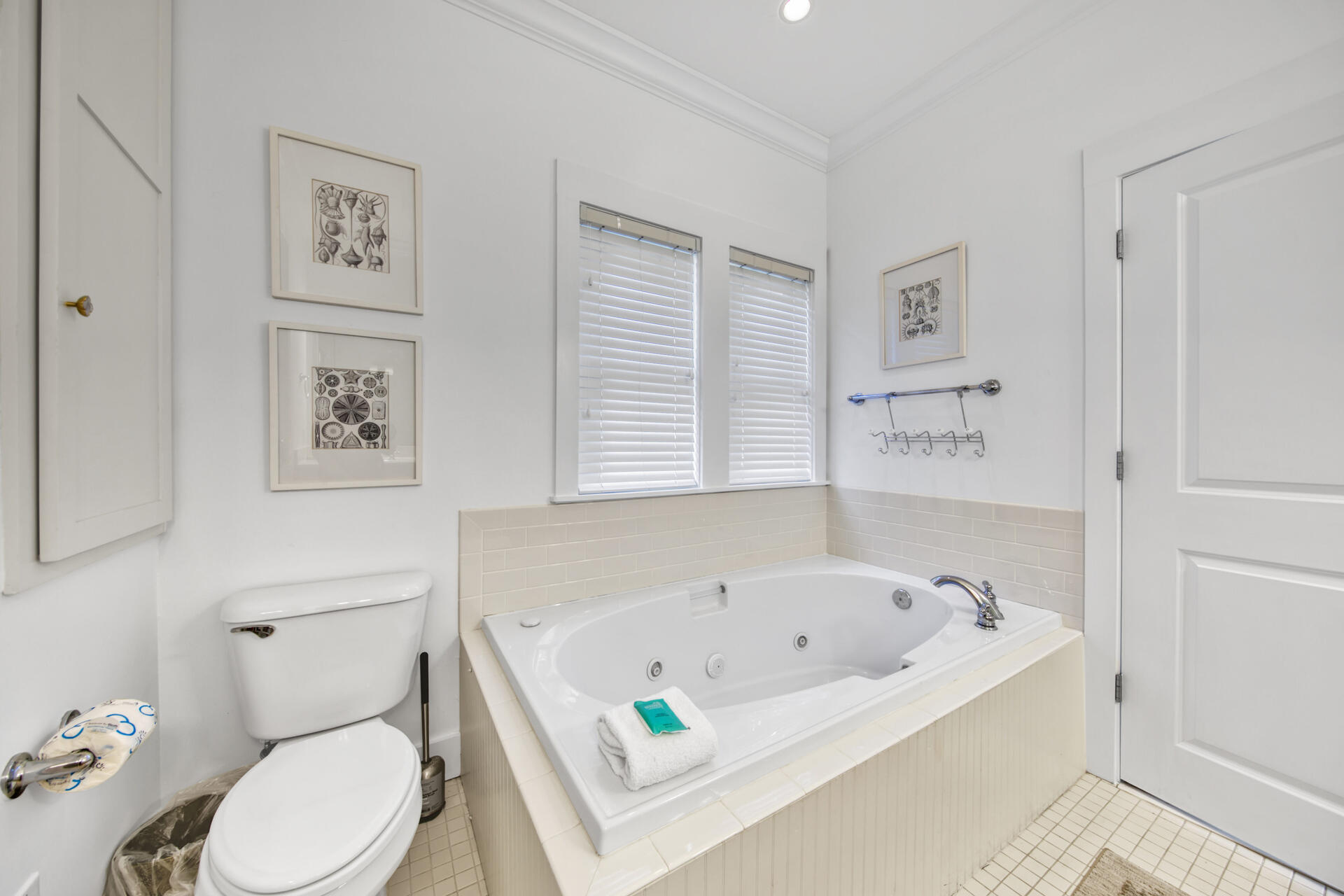 EASTERN LAKE S/D - Residential