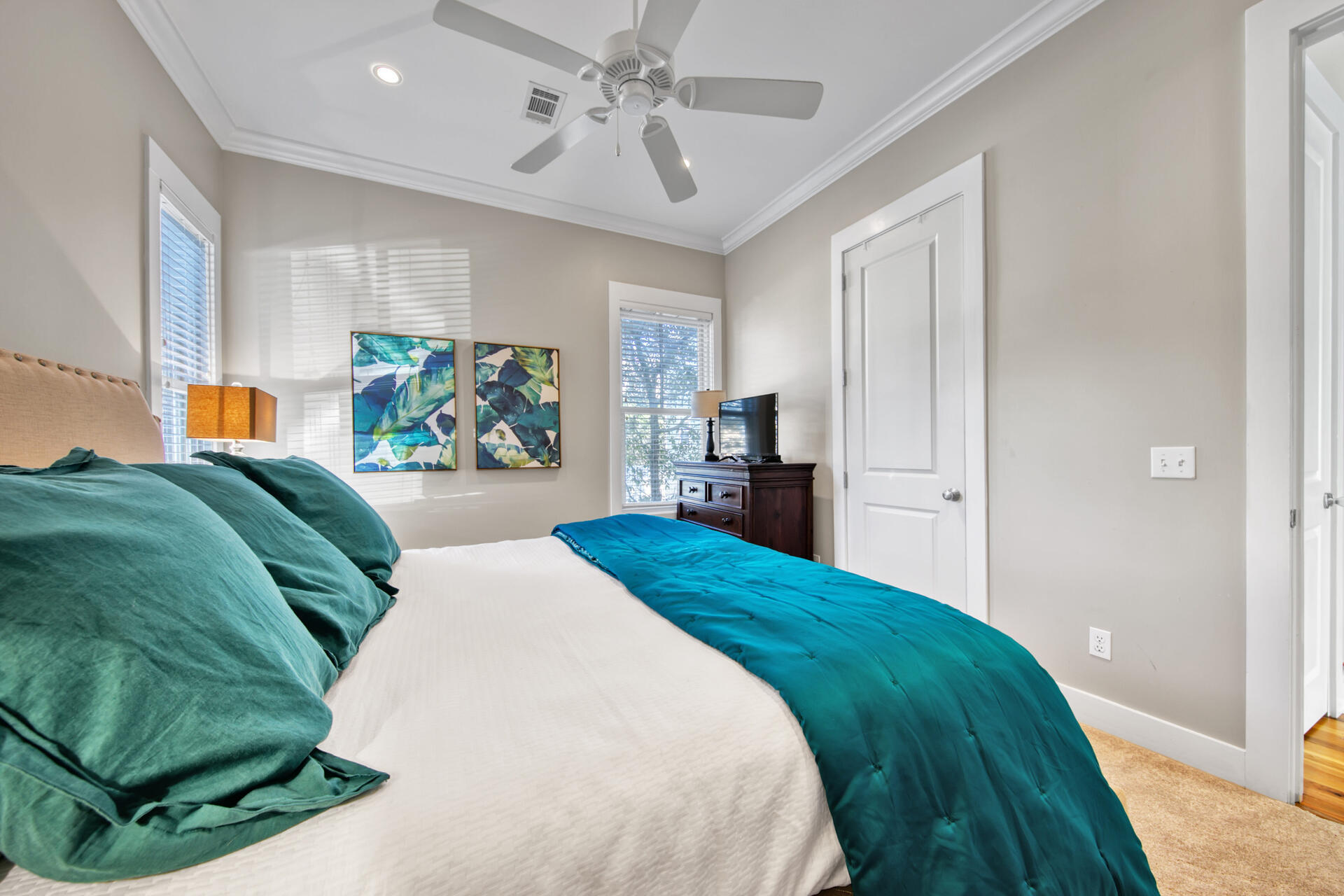 EASTERN LAKE S/D - Residential