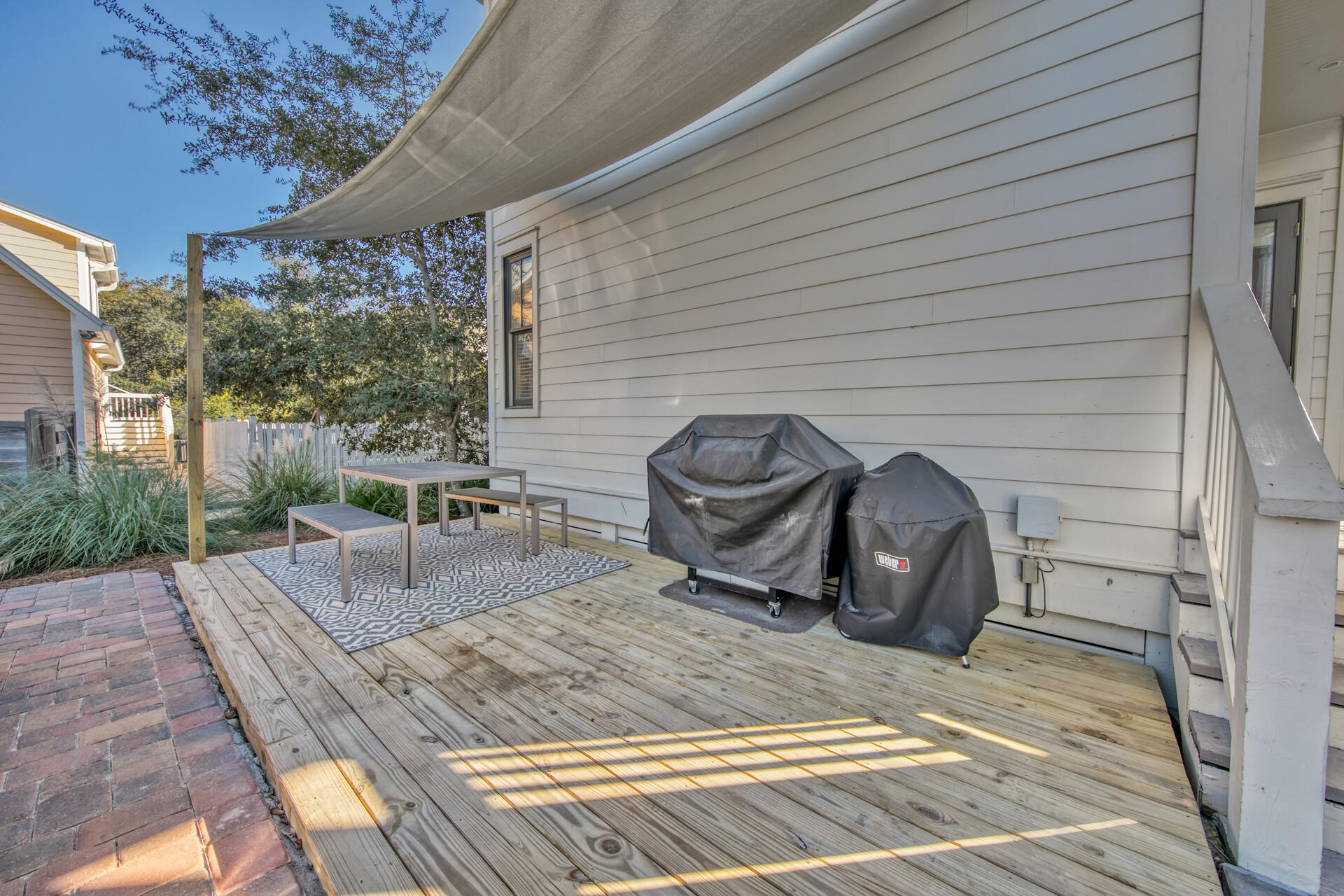 EASTERN LAKE S/D - Residential