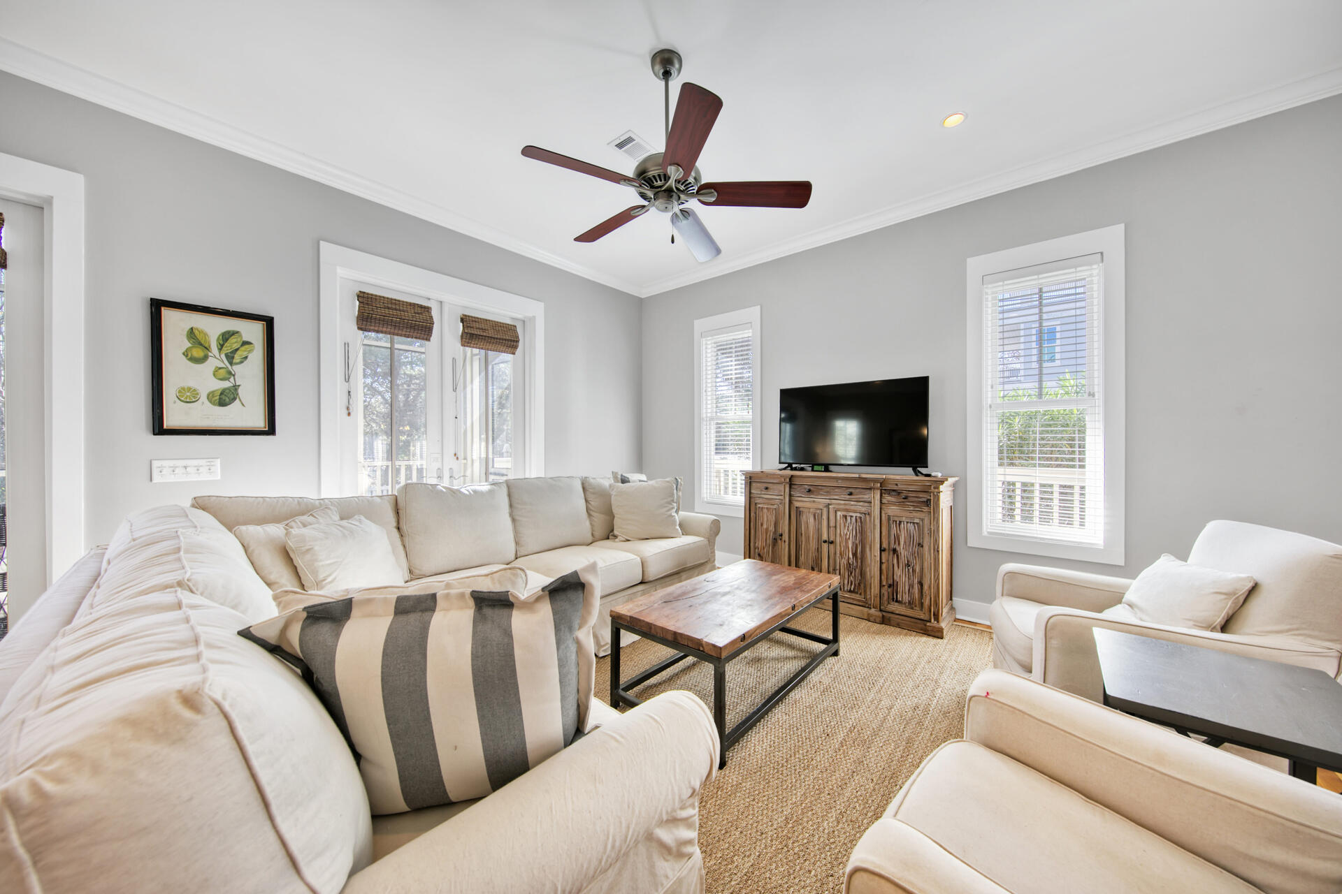 EASTERN LAKE S/D - Residential