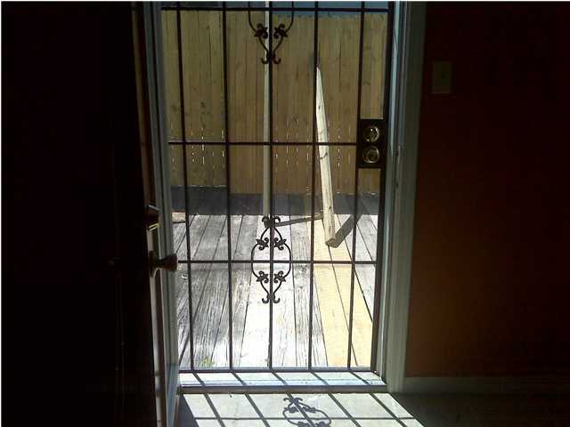 VALLEY T/H - Residential Lease