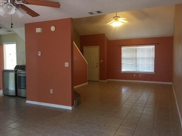 VALLEY T/H - Residential Lease