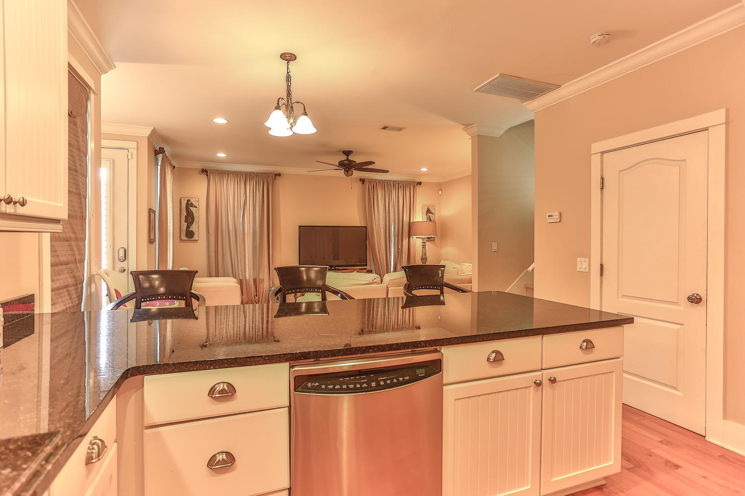 EMERALD WATERS - Residential