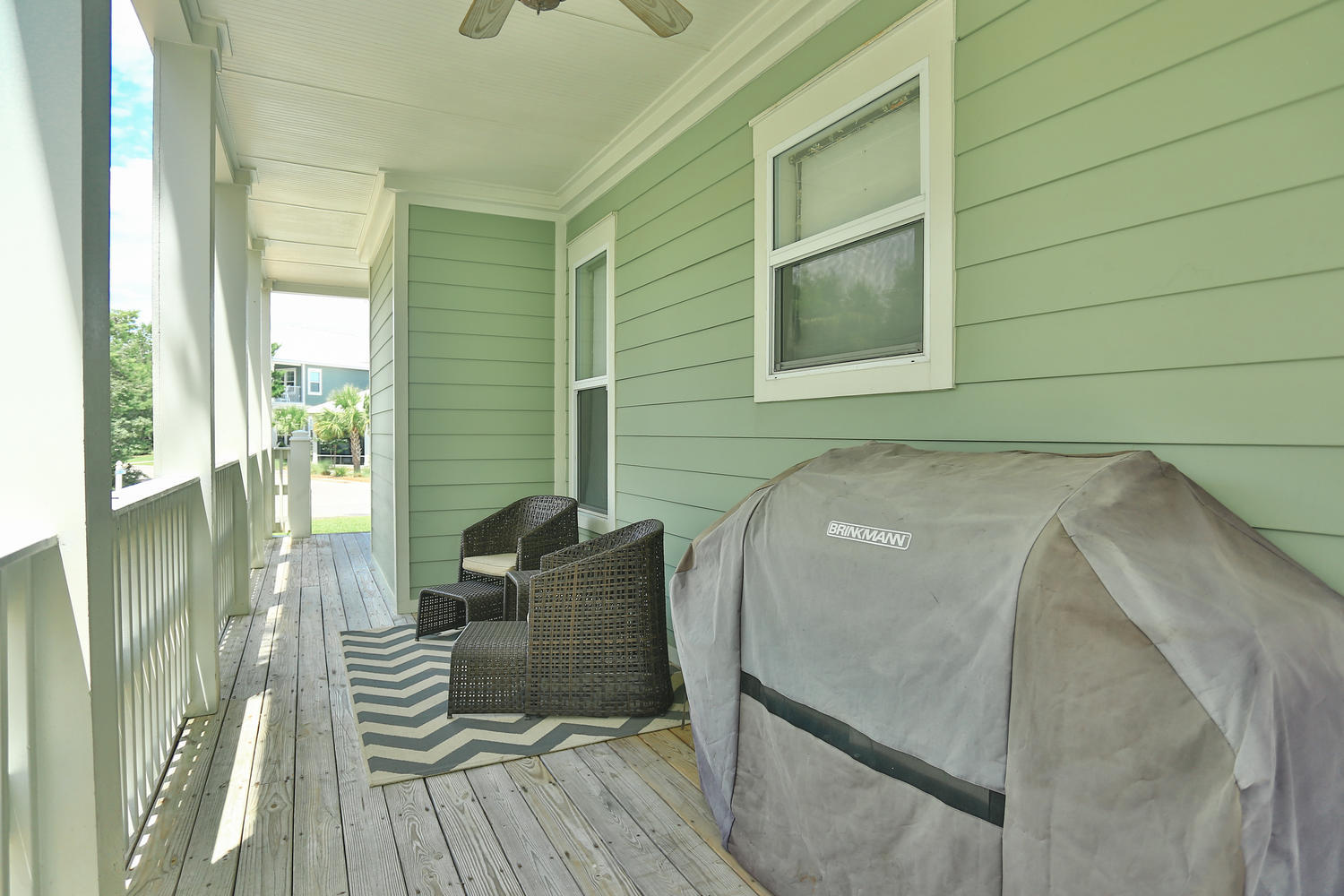 EMERALD WATERS - Residential