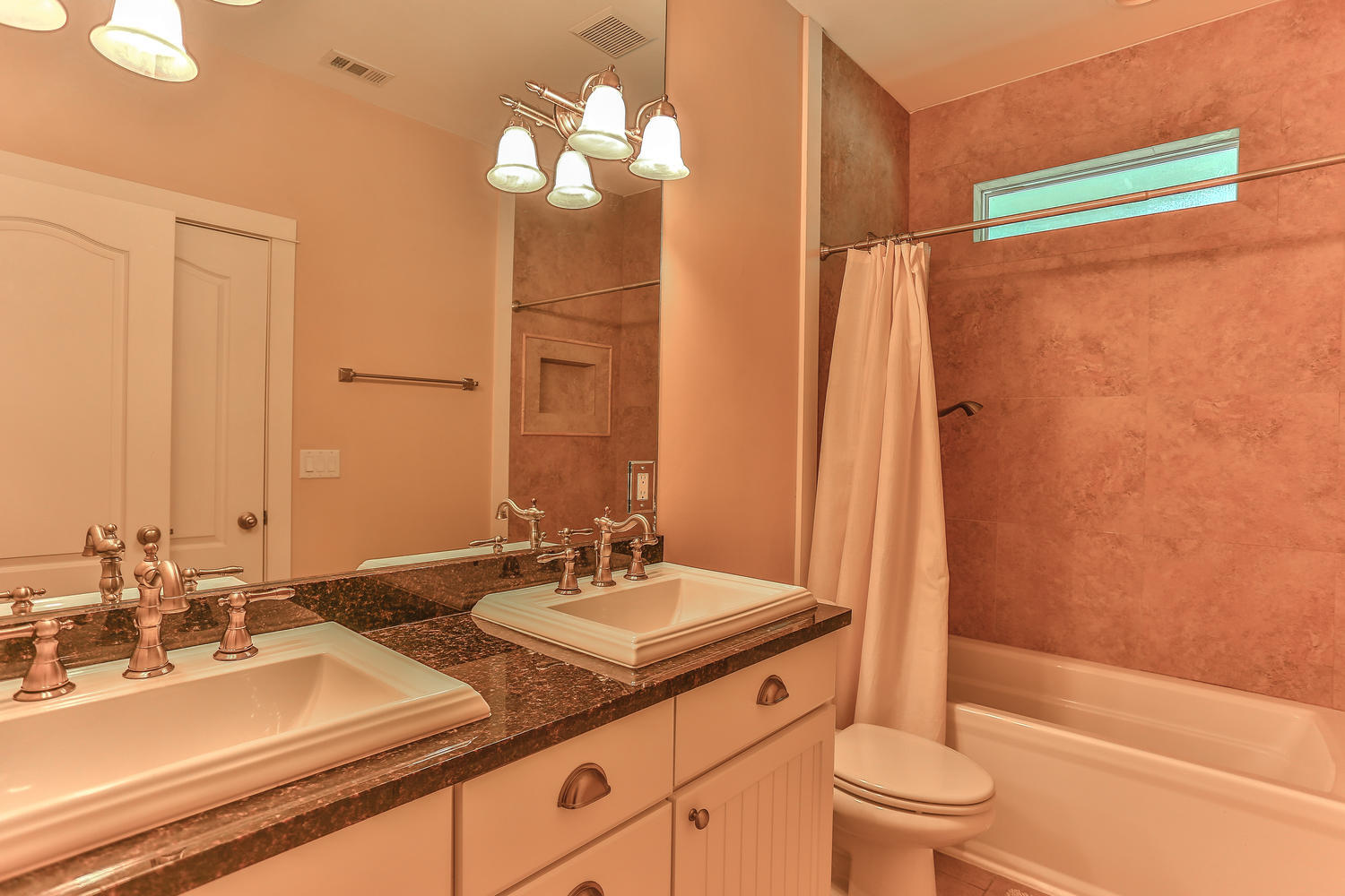 EMERALD WATERS - Residential