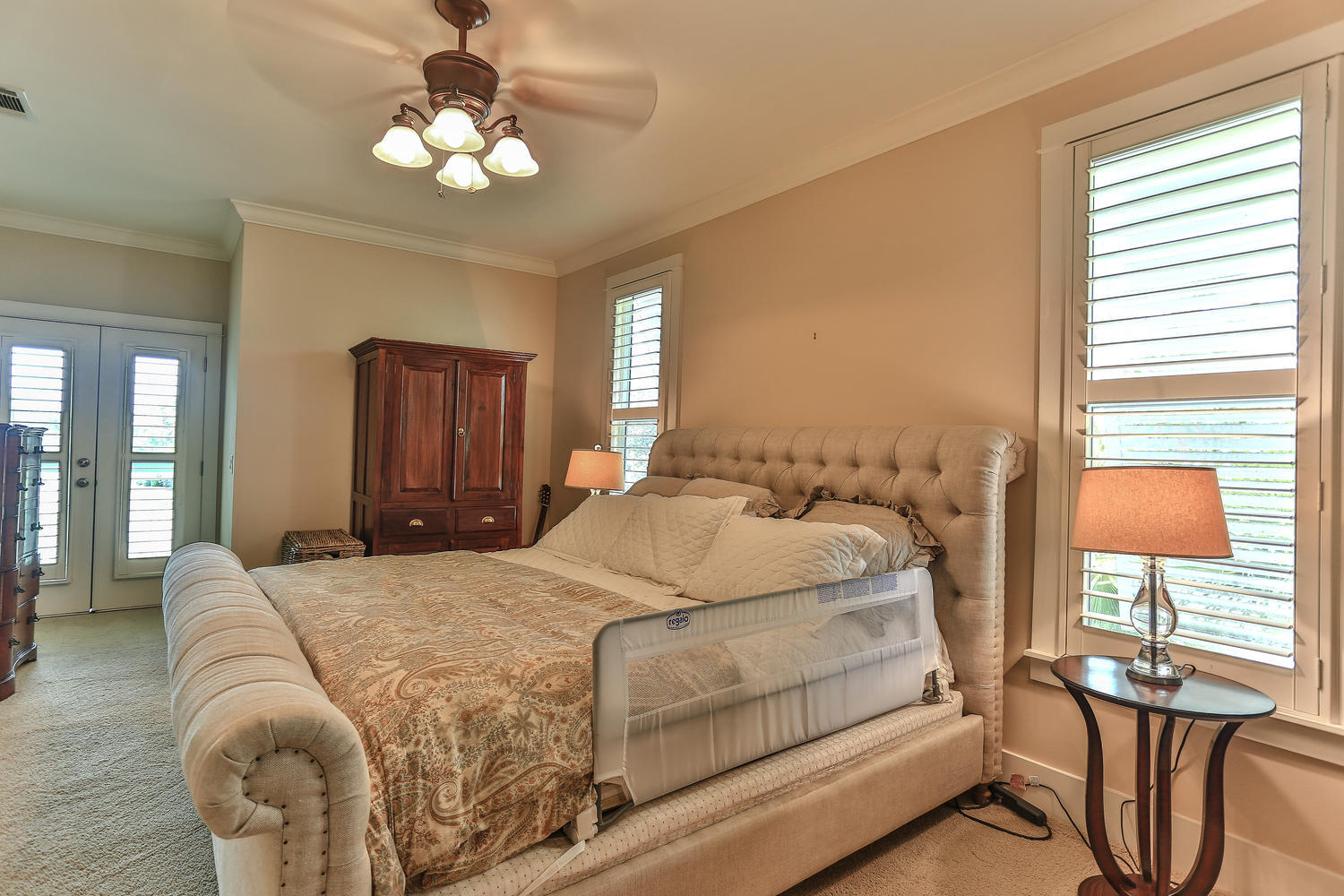 EMERALD WATERS - Residential