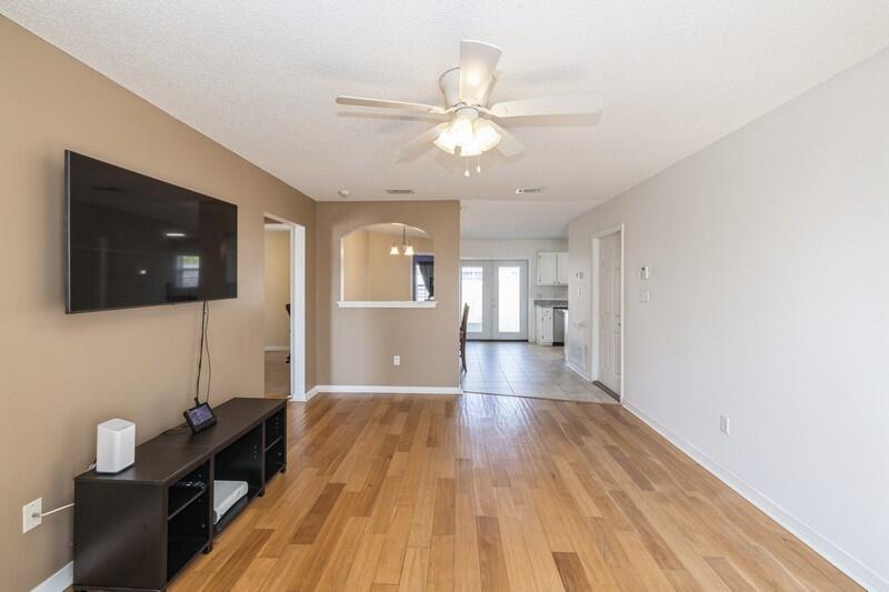 BENT TREE S/D LOT 15 BLK A - Residential