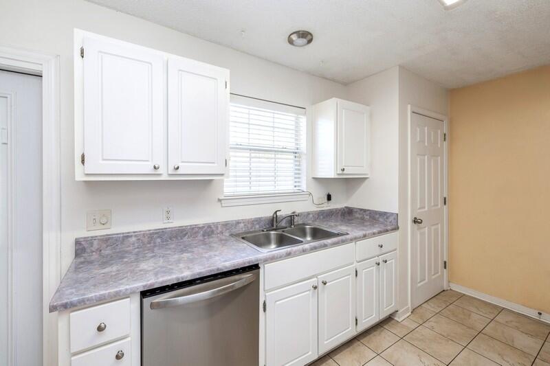 BENT TREE S/D LOT 15 BLK A - Residential