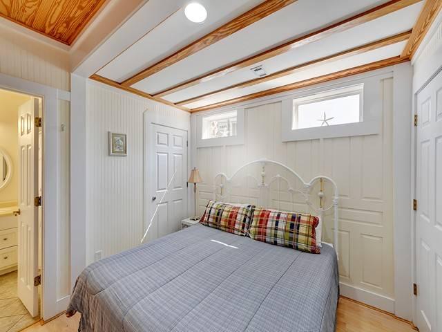 SEASHORE VILLAGE - Residential