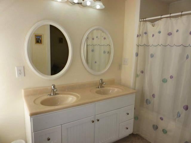 SEASHORE VILLAGE - Residential