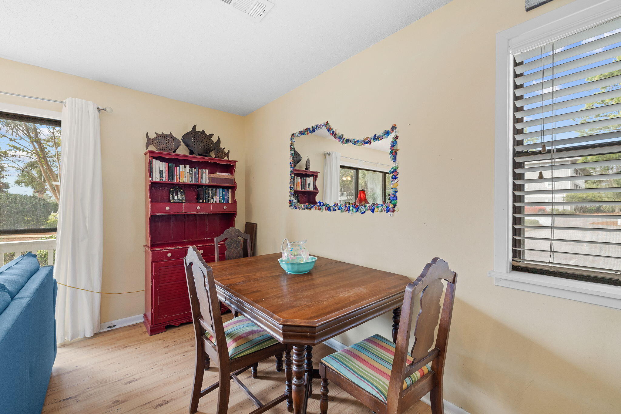 BEACHWOOD VILLAS CONDO - Residential