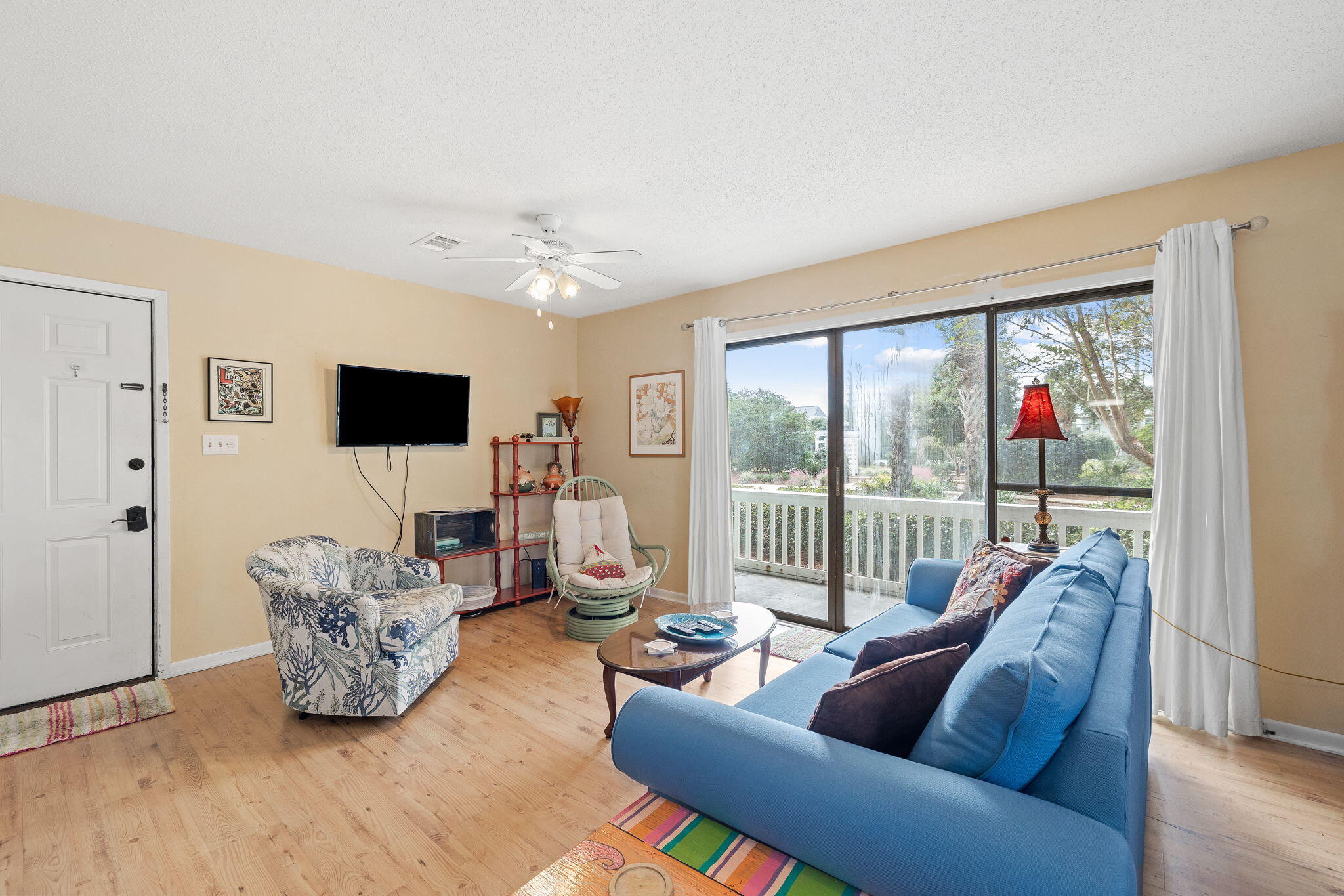 BEACHWOOD VILLAS CONDO - Residential