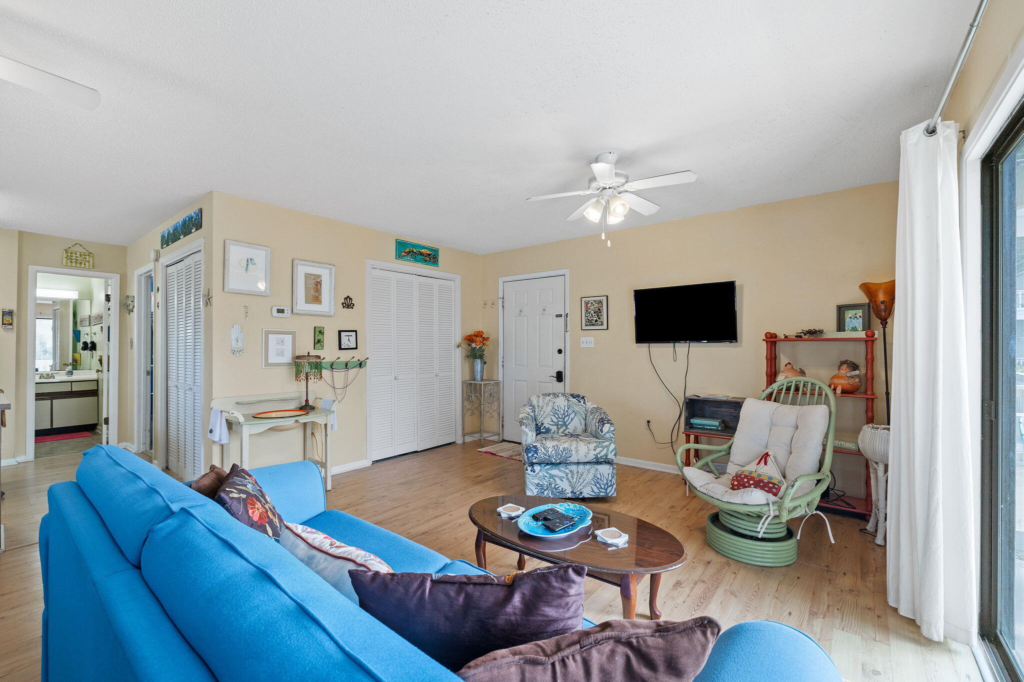 BEACHWOOD VILLAS CONDO - Residential