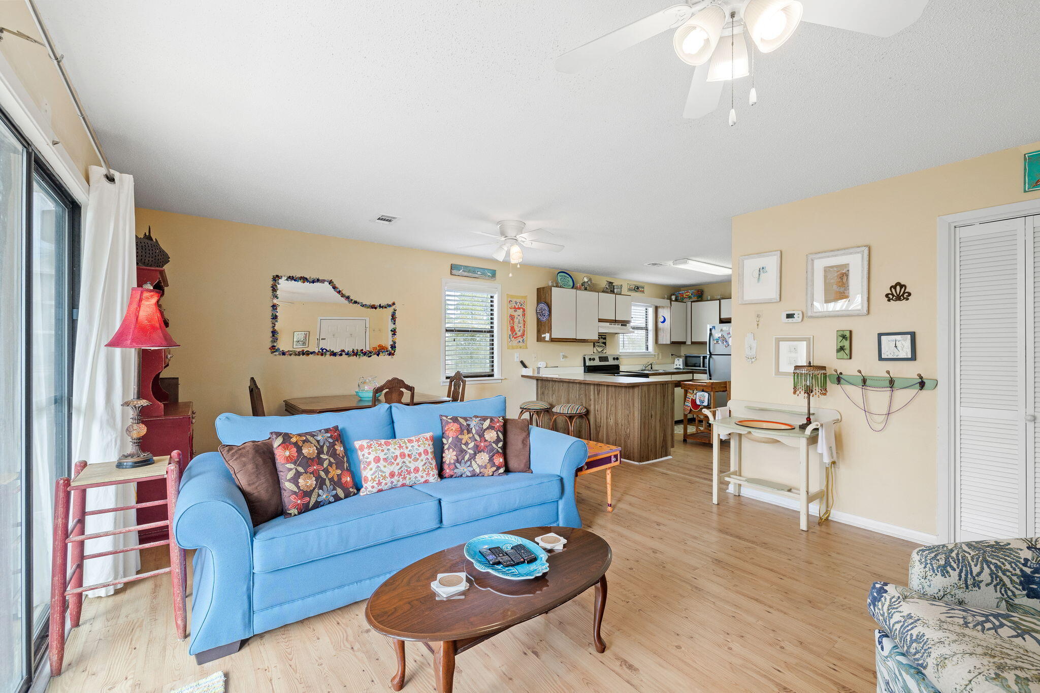 BEACHWOOD VILLAS CONDO - Residential