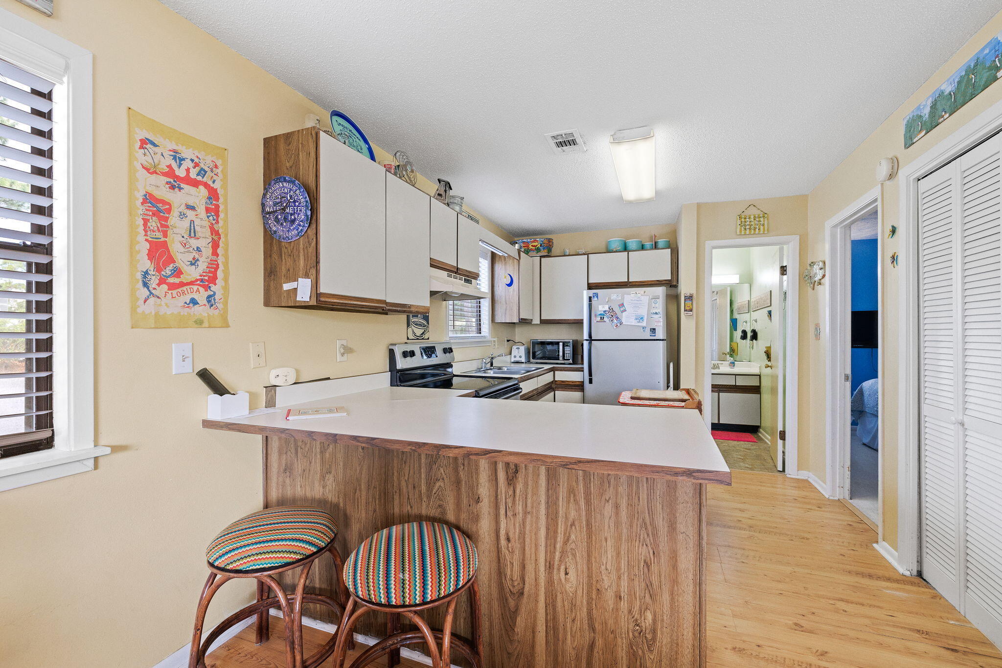 BEACHWOOD VILLAS CONDO - Residential