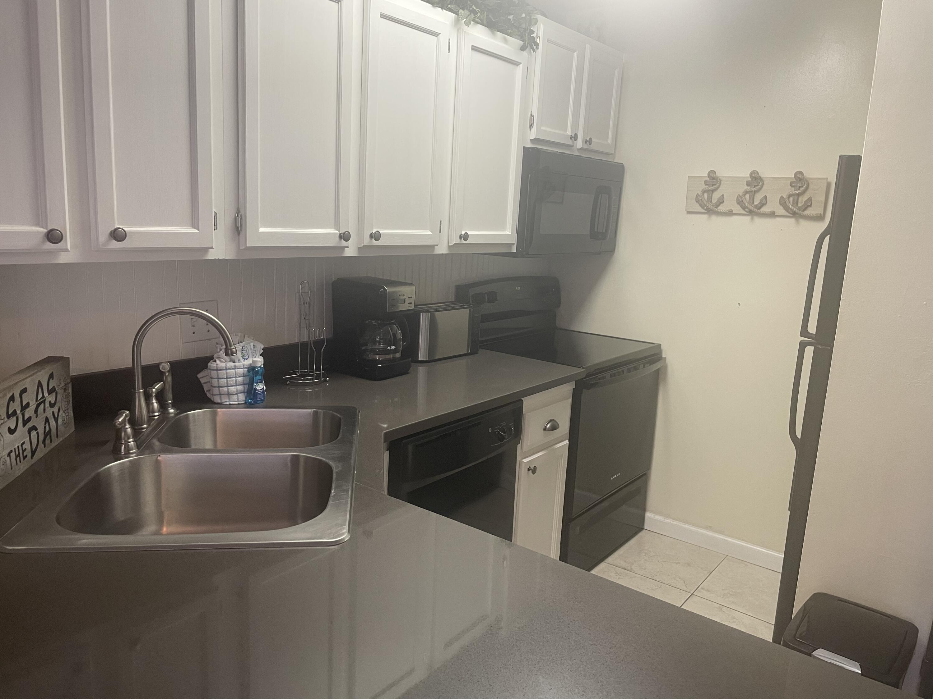 SANDPIPER COVE PH 18 - Residential