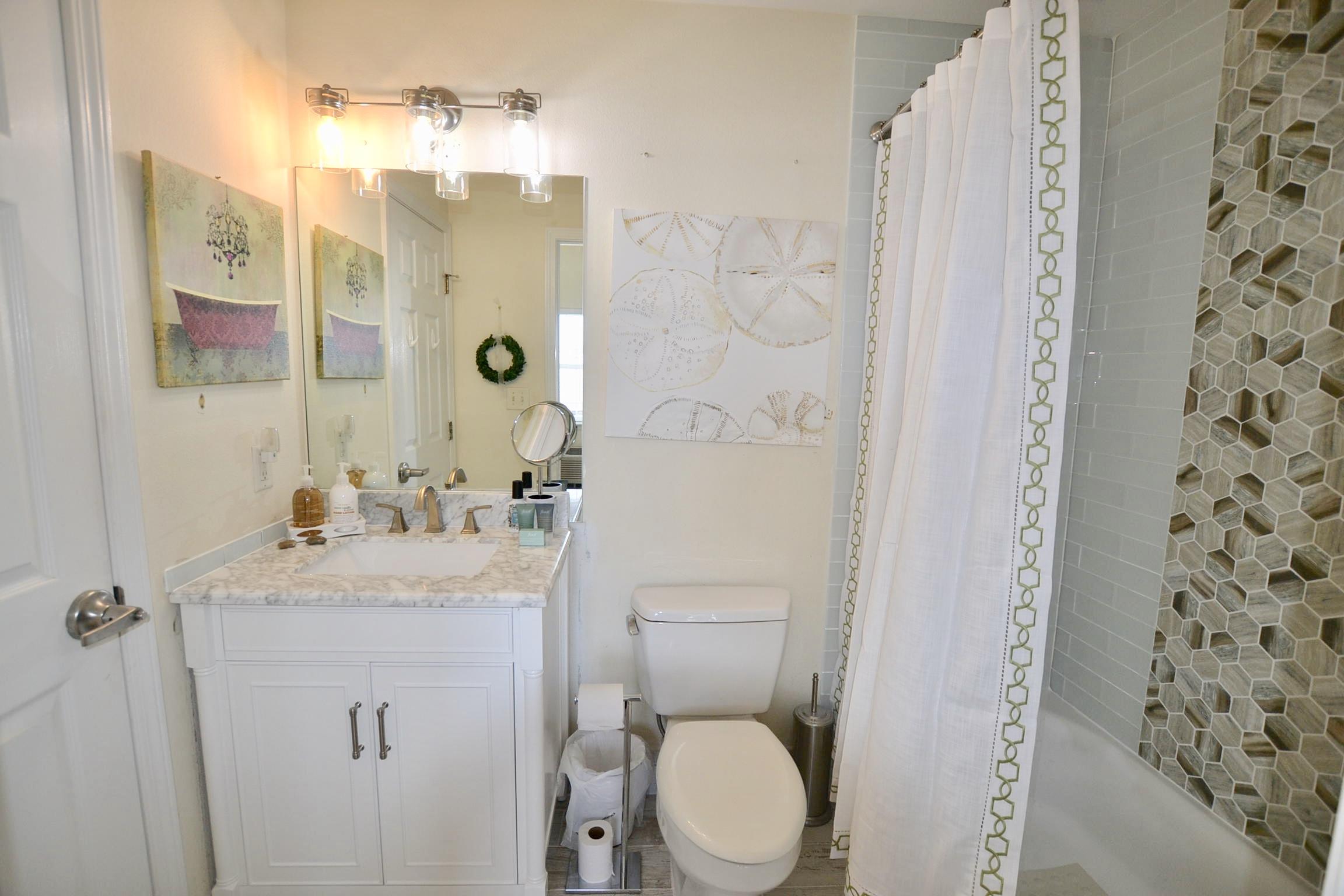 THE INN AT GULF PLACE - Residential