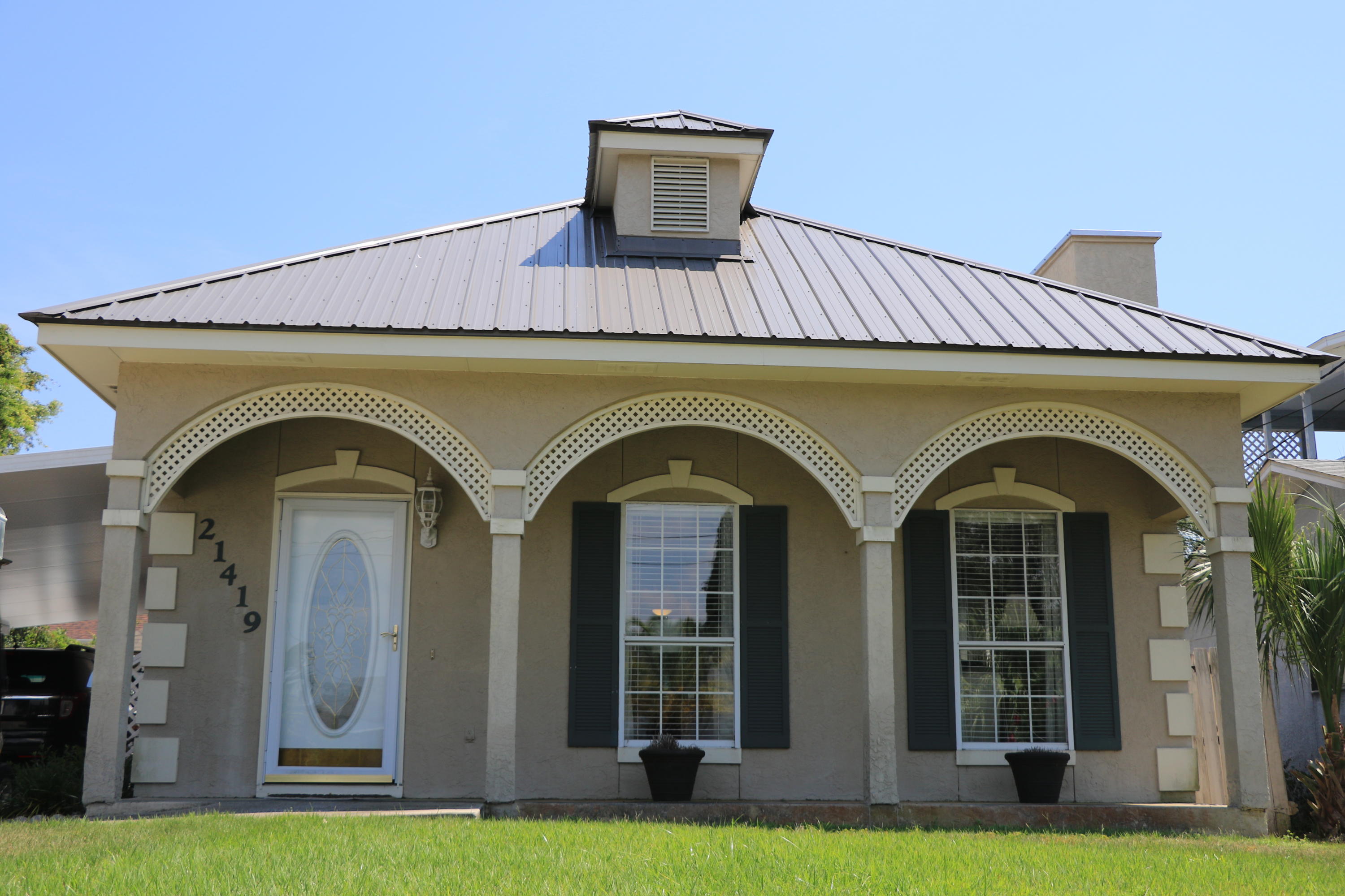 RIVIERA BEACH - Residential