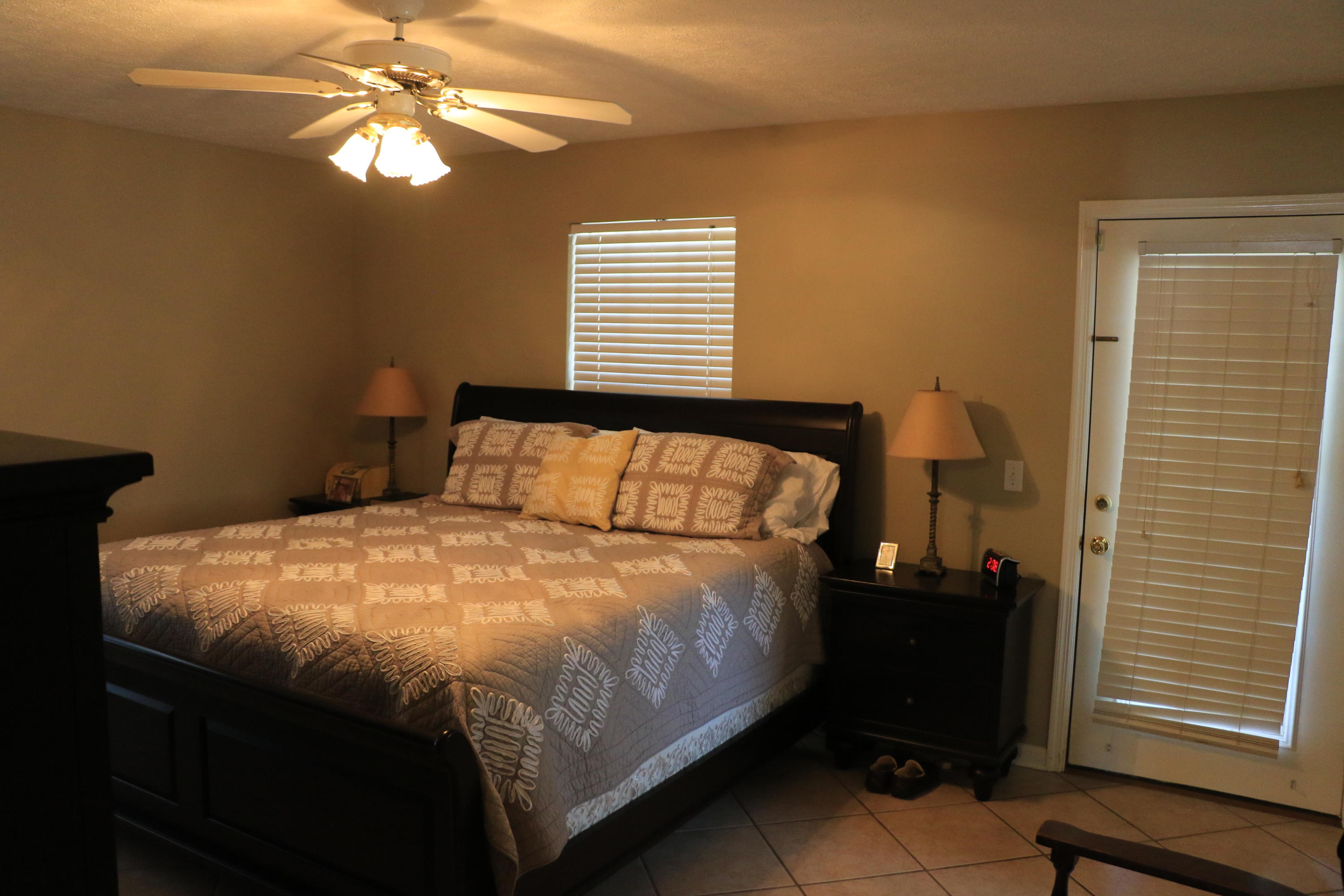 RIVIERA BEACH - Residential