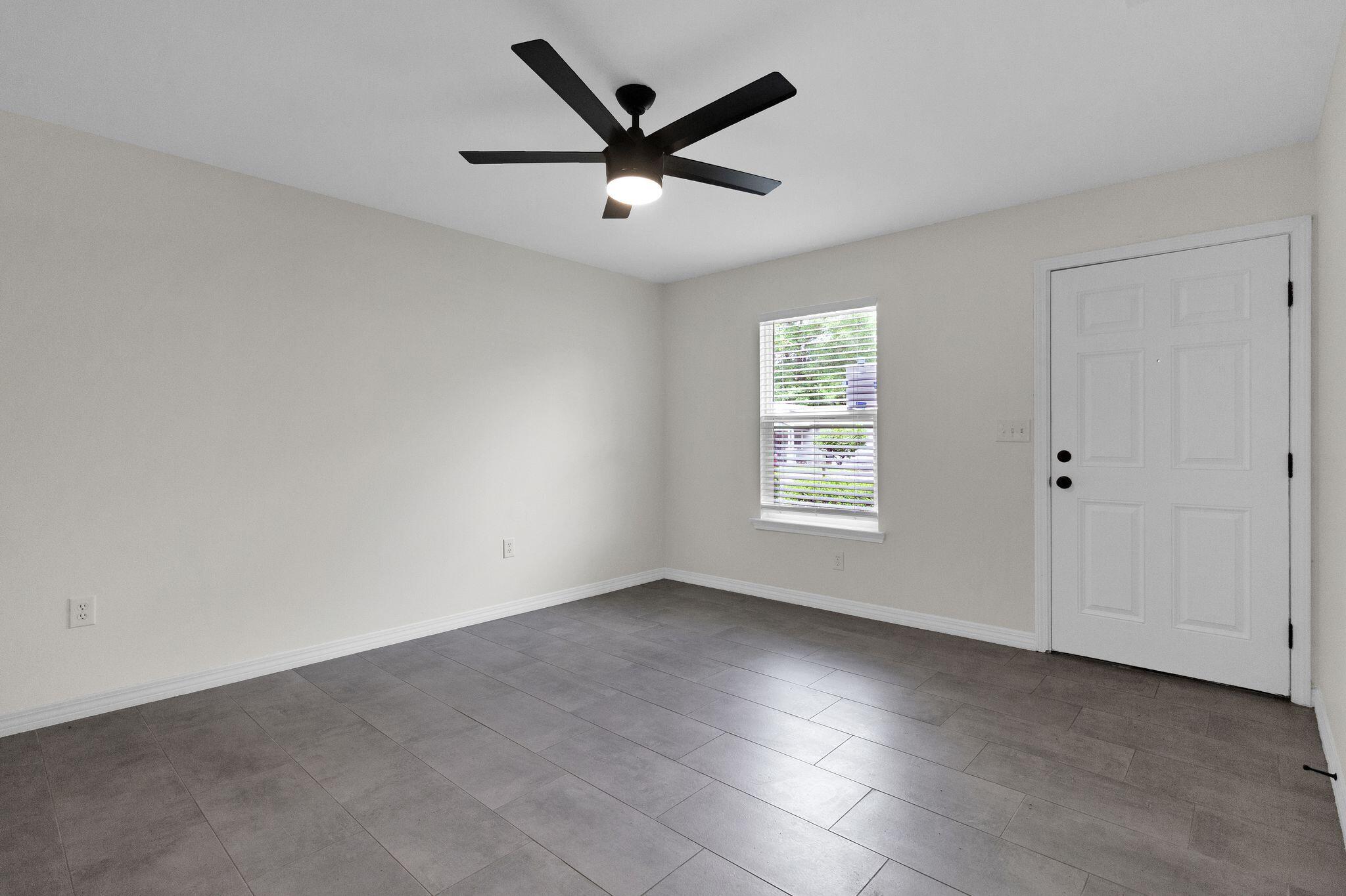 CRESTVIEW - Residential Lease