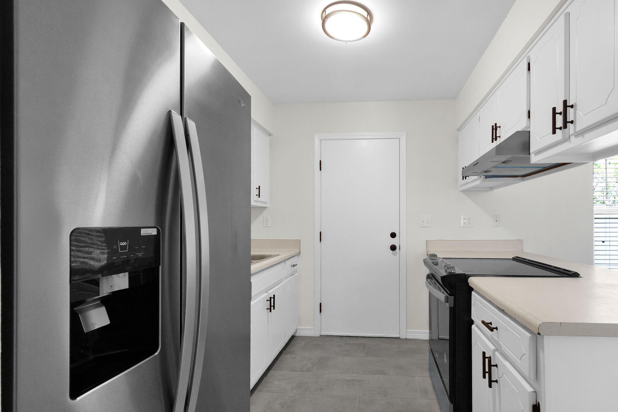 CRESTVIEW - Residential Lease