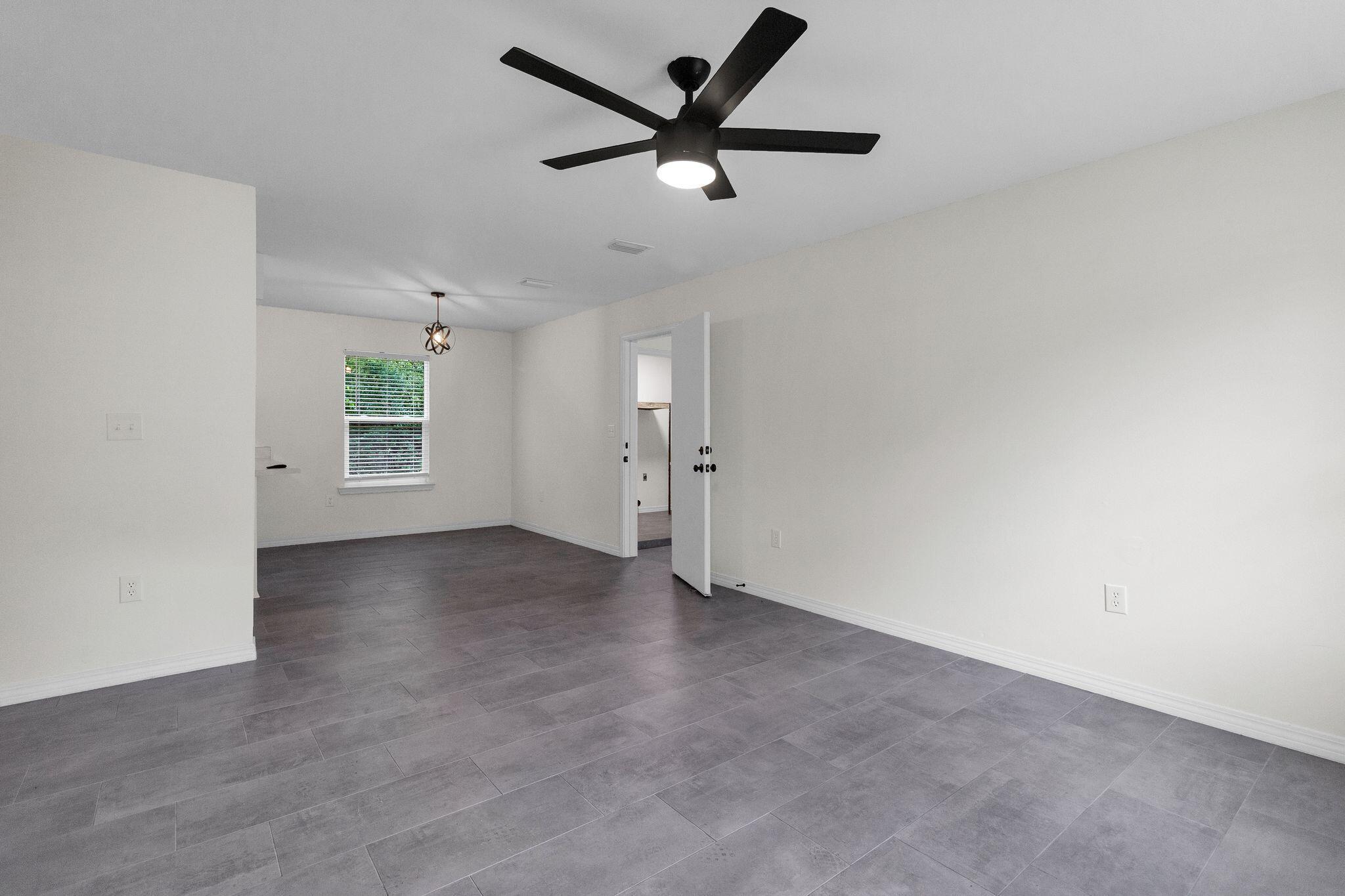 CRESTVIEW - Residential Lease