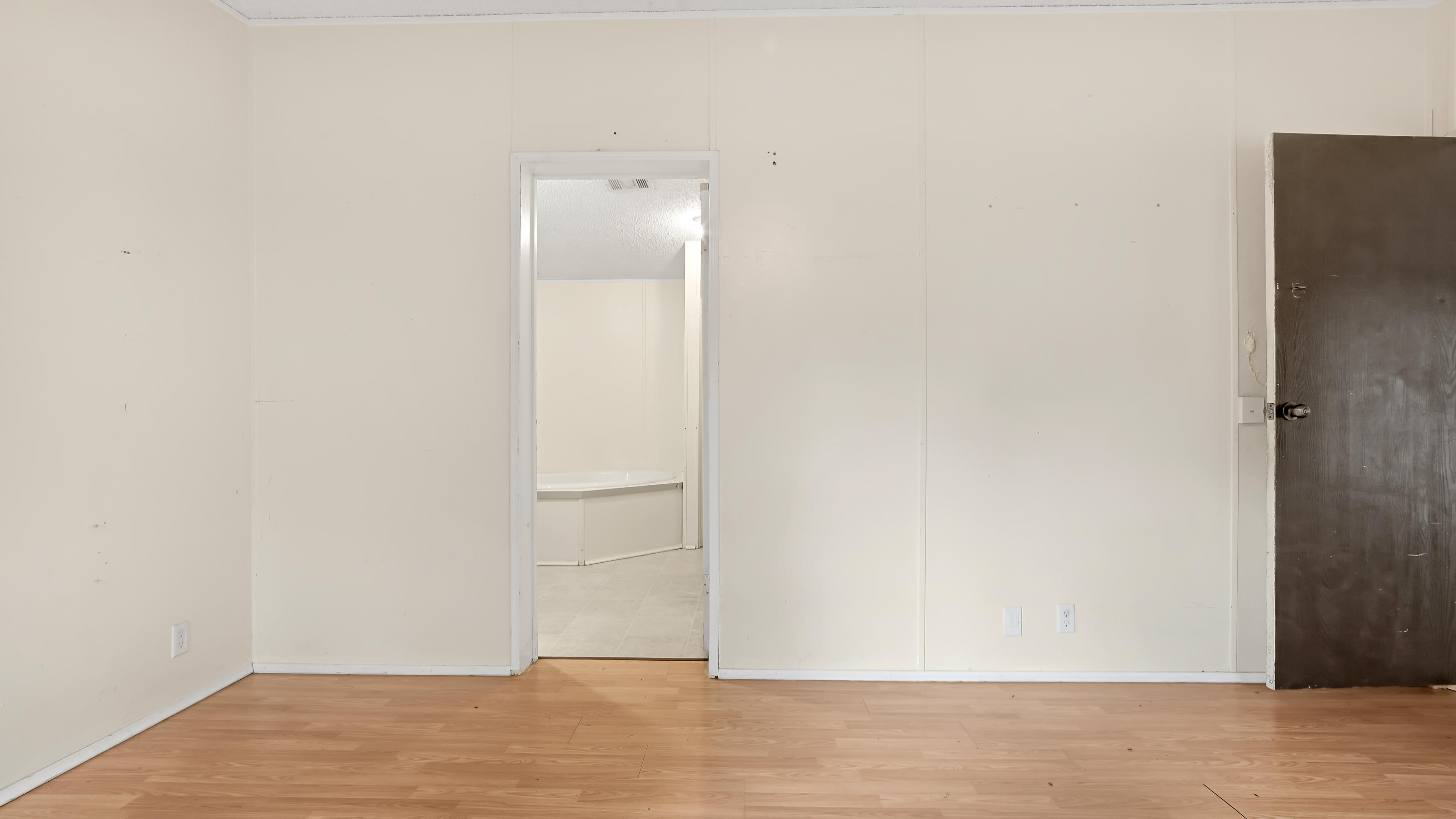 CREEKSIDE ESTATES - Residential