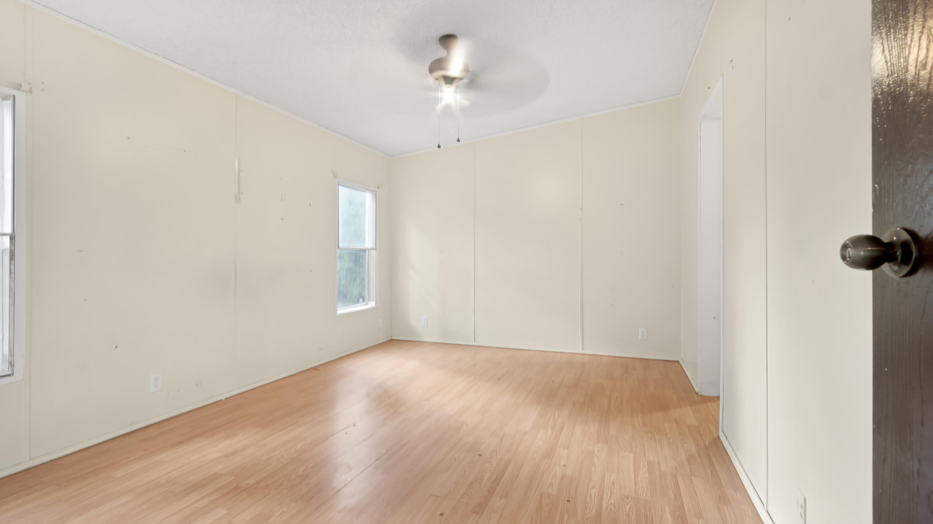 CREEKSIDE ESTATES - Residential