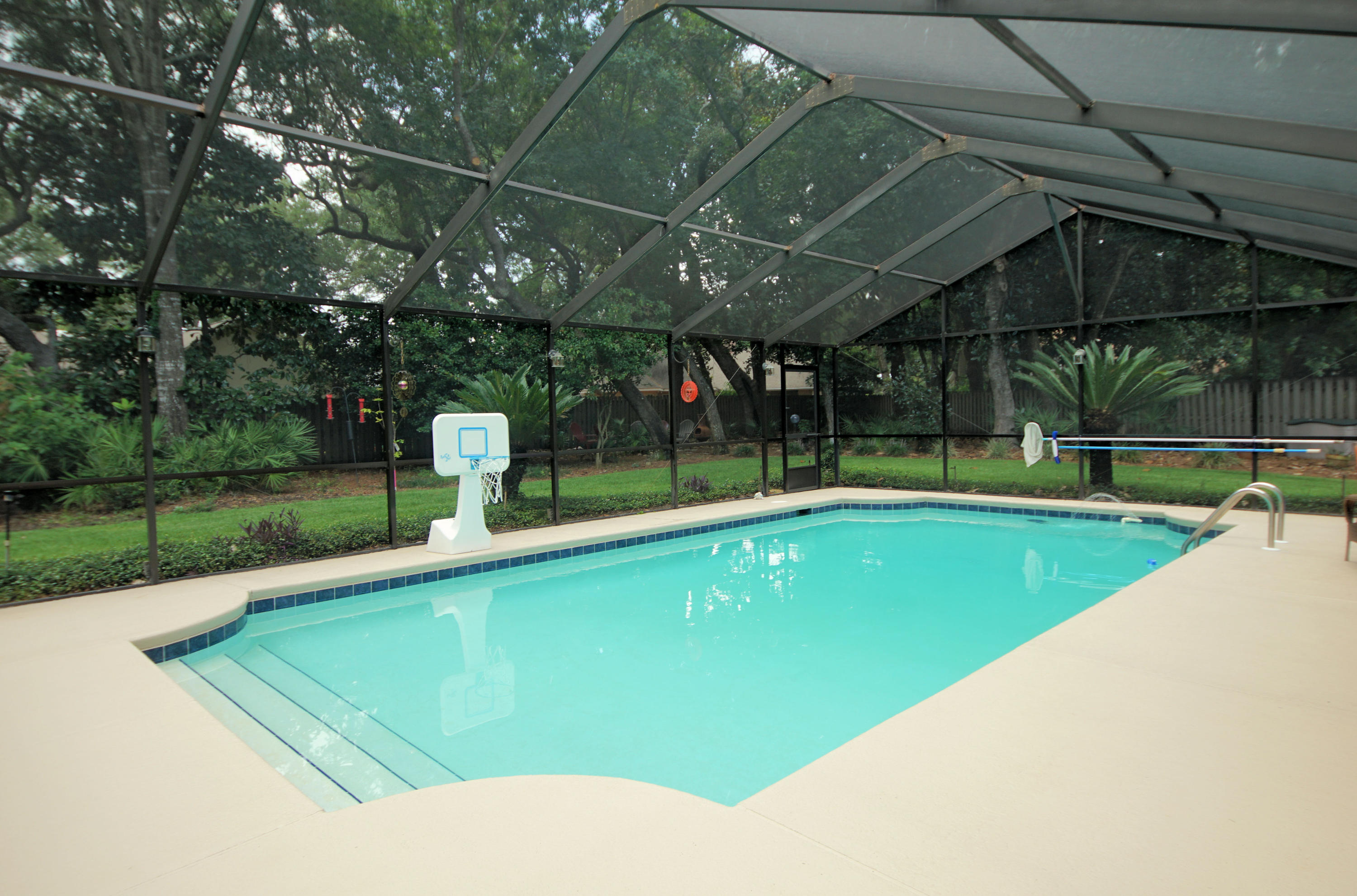 WINDWARD PH III BLUEWATER BAY - Residential