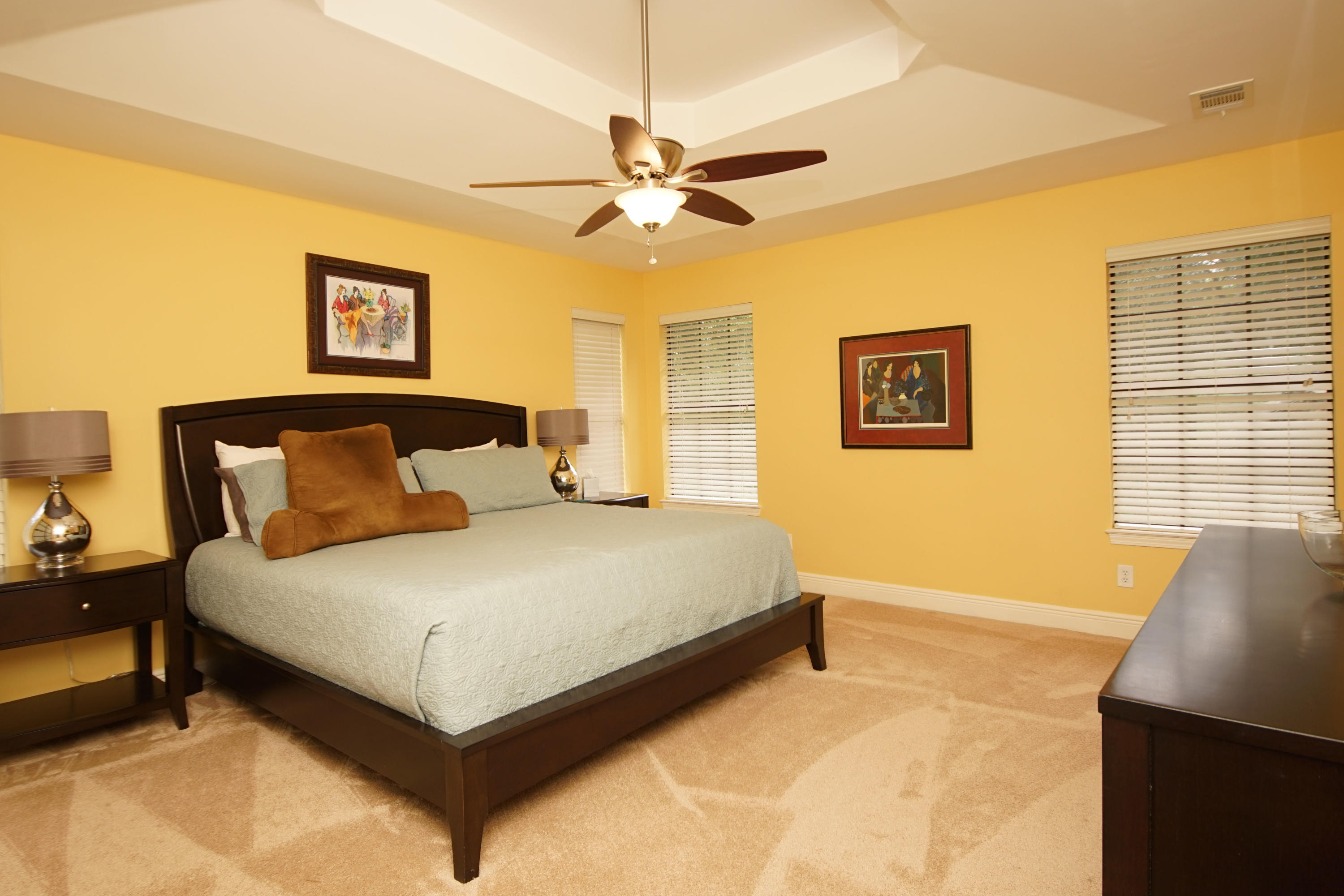 WINDWARD PH III BLUEWATER BAY - Residential